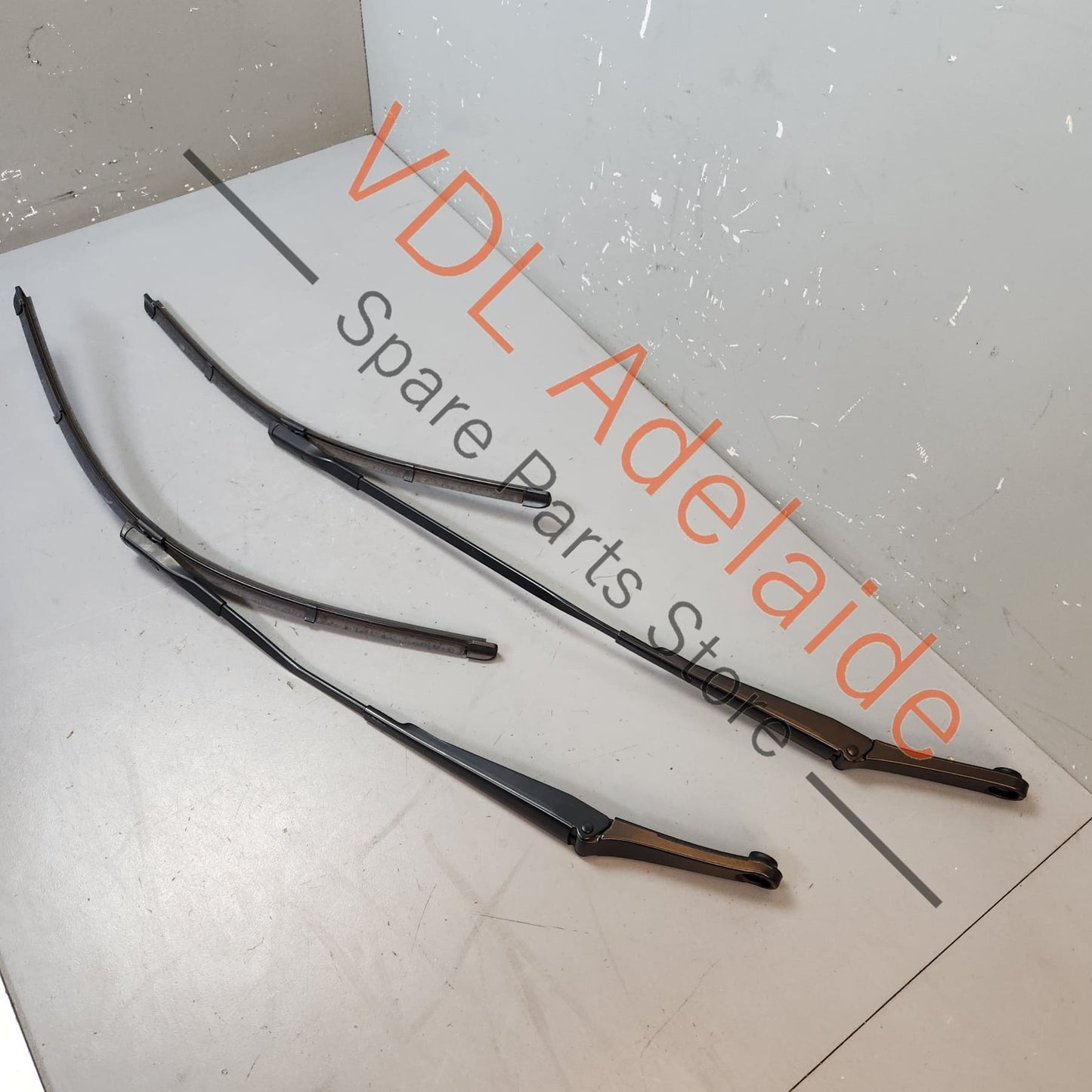 8W2955407 8W2955408 Audi A4 S4 B9 Front Windscreen Wiper Arms Set Pair for RHD 8W2955407 8W2955408