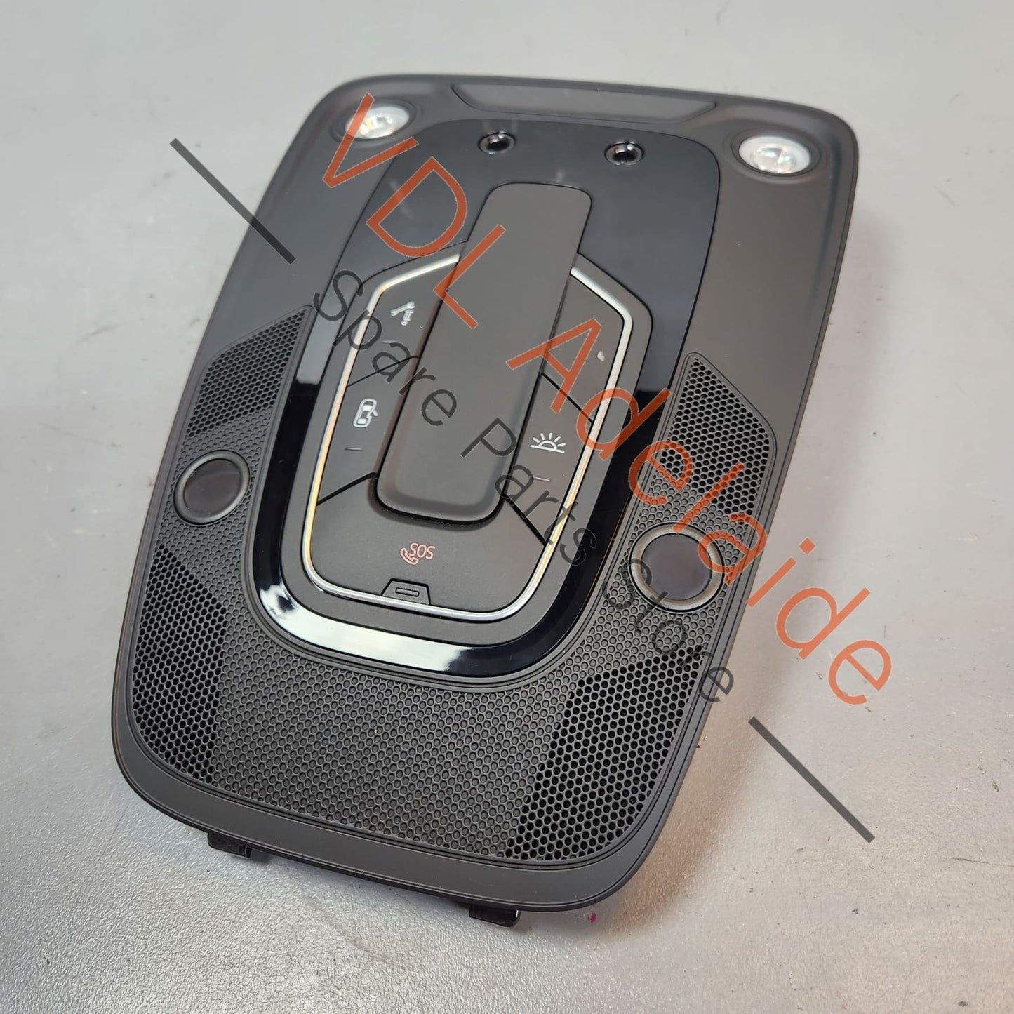 8W0947135BQ 4M0947133A 4M0947139A
8W0947143B Audi A4 S4 RS4 B9 Interior Reading Light Switch Trim 8W0947135BQ