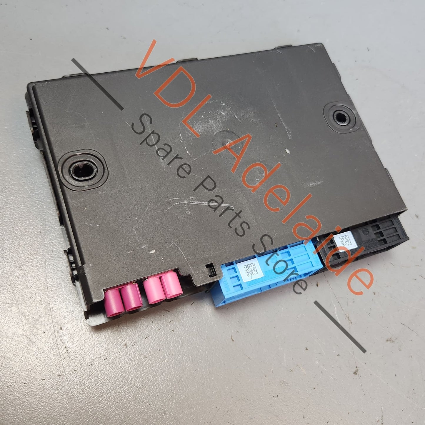 8W5907468E Audi A4 S4 B9 Wagon Avant Gateway Interface Control Module 8W5907468E