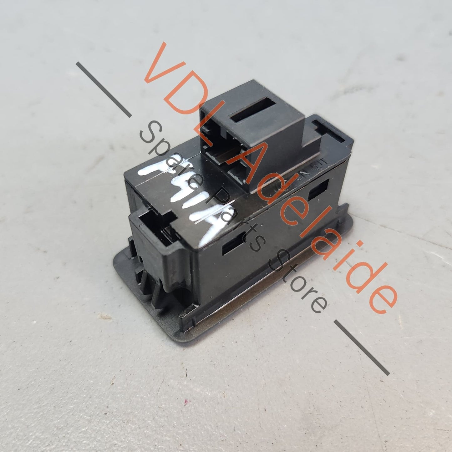 4G0959831C Audi A4 S4 B9 Electric Rear Hatch Tailgate Boot Close Button 4G0959831C 5PR