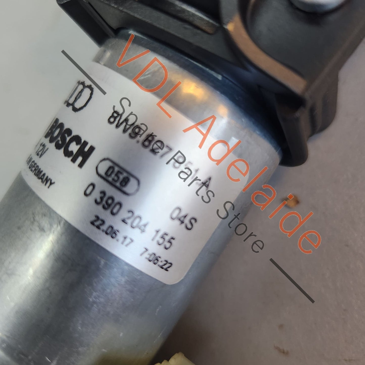 8W9827851D 8W9827852D Pair of Audi A4 S4 RS4 B9 Wagon Avant Rear Hatch Tailgate Electric Opening Closing Motors 8W9827851D 8W9827852D