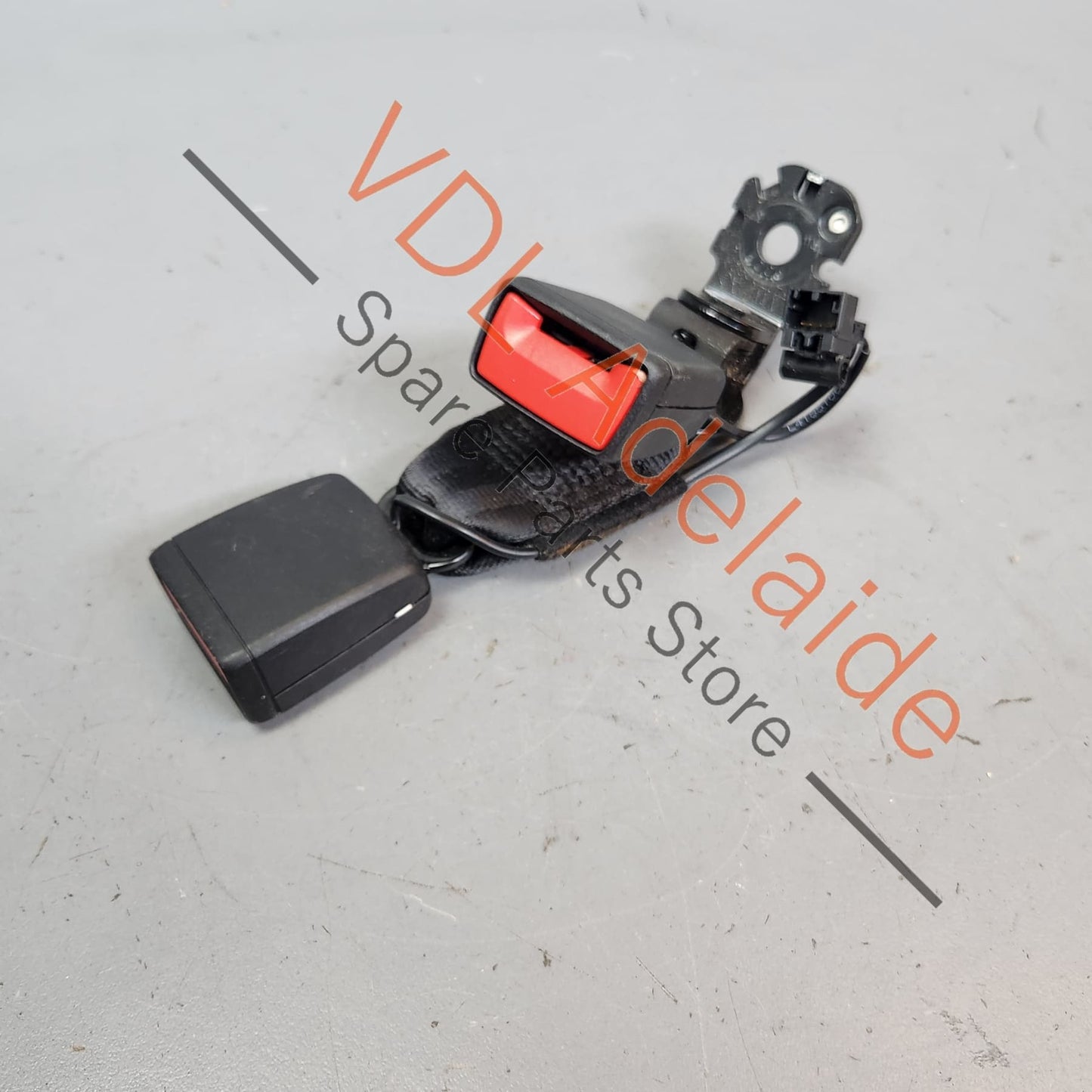 8W0857739D Audi A4 S4 B9 Rear Double Seat Belt Catch Latch Buckle 8W0857739D