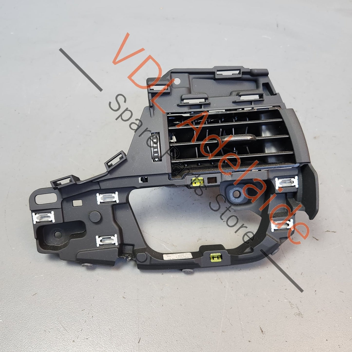 8W2820902B6PS Audi A4 S4 B9 RHS Right Dashboard Air Vent for Air Conditioning 8W0820902B