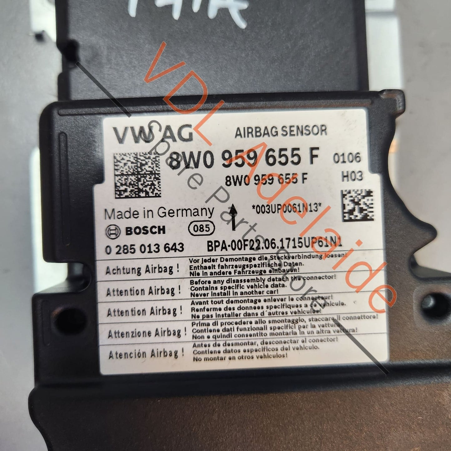 8W0959655F Audi A4 B9 Airbag Control Module 8W0959655F