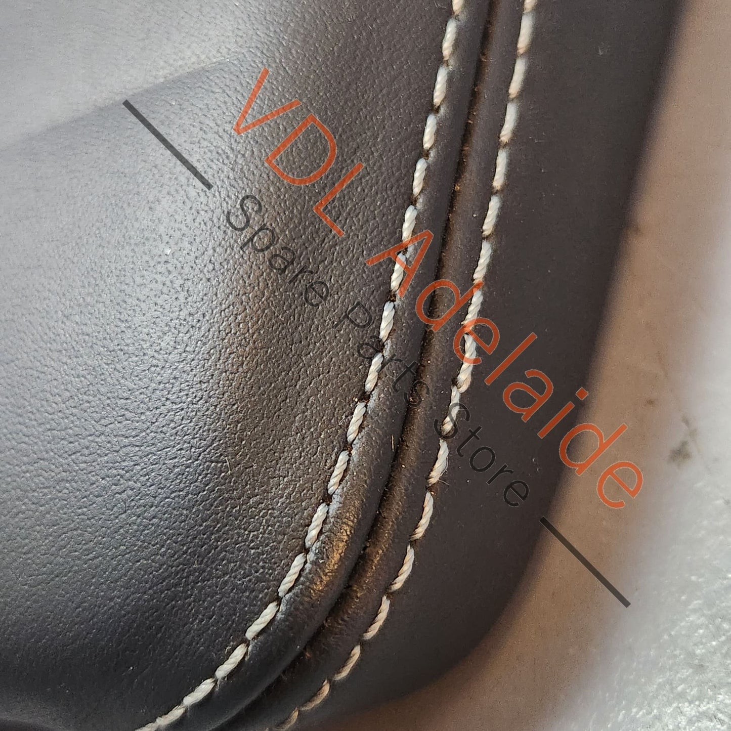 8W0864207J 8W0864207JEWL Audi S4 B9 Leather Centre Console Arm Rest Armrest 8W0864207J EWL