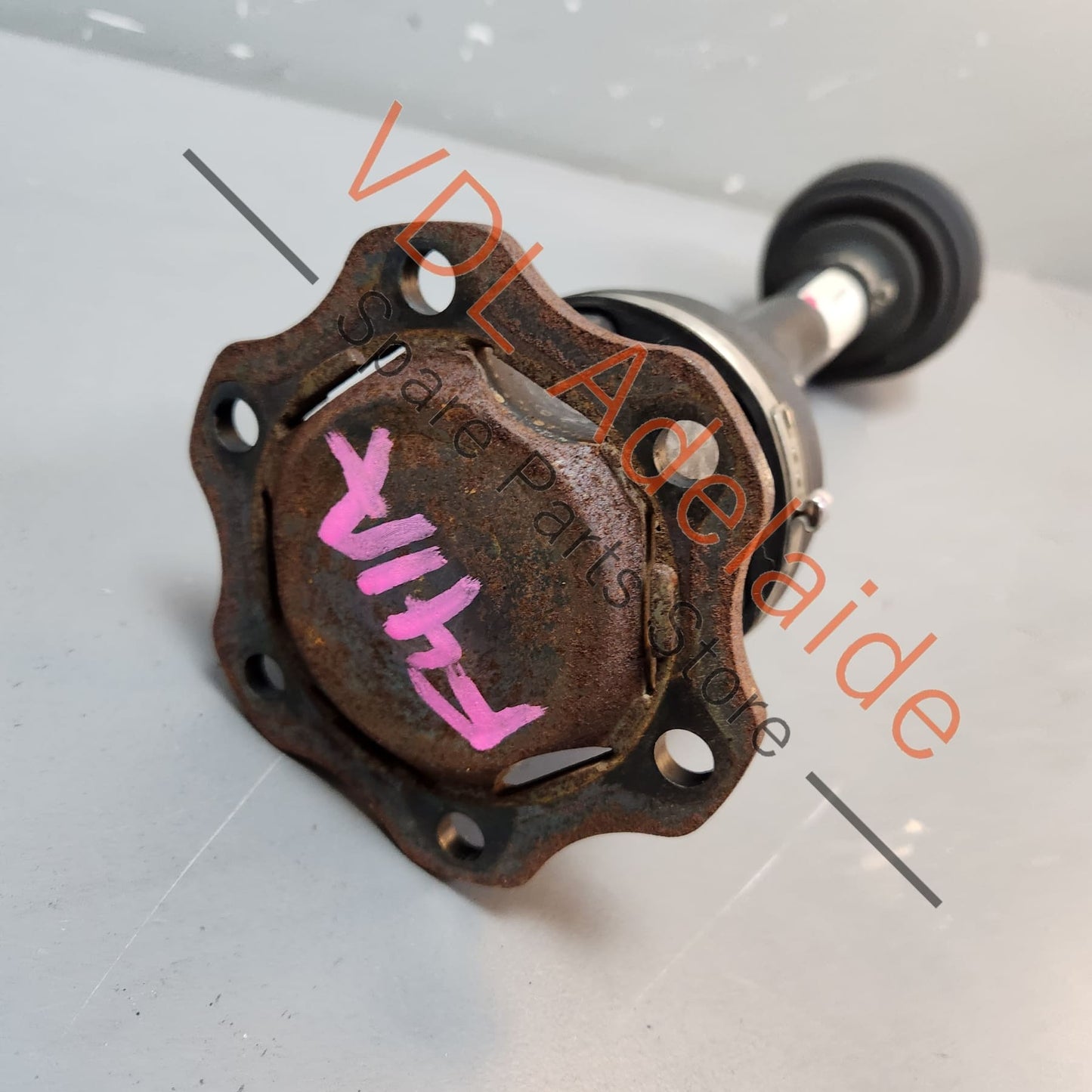 8W0407271E Audi RS4 B9 RS4 A4 A5 V6 Front Axle Driveshaft CV 8W0407271E for left or right front