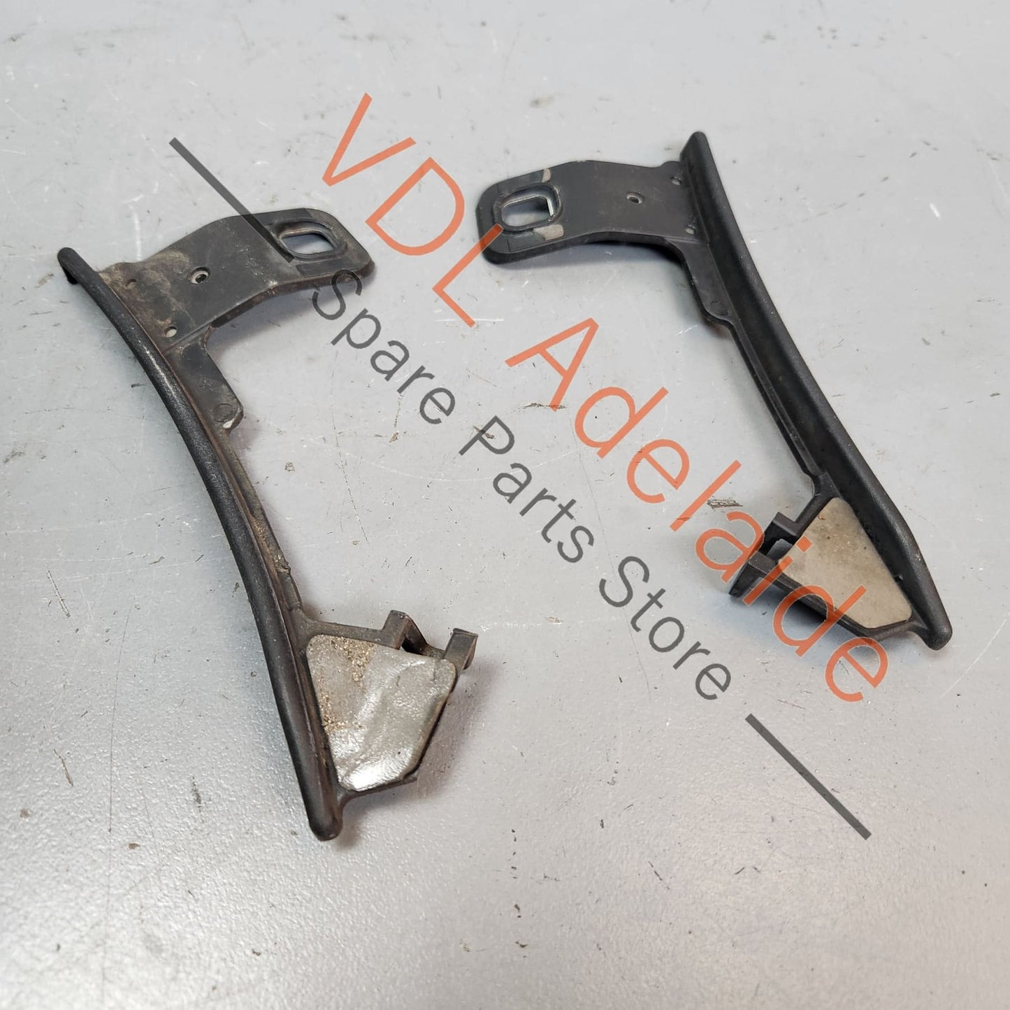 8W0853827 8W0853828 Genuine OEM Audi A4 Pair of Rear Wheel Arch Water Deflector Trim Strip Spoiler Accessory 8W0853827 8W0853828