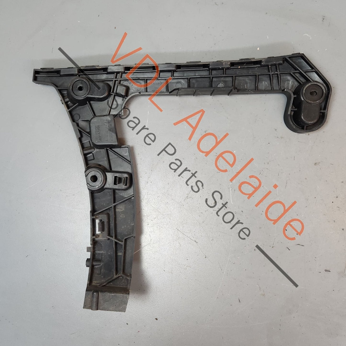 8W9807454 Audi A4 S4 Rear Right Bumper Side Guide Retaining Bracket 8W9807454