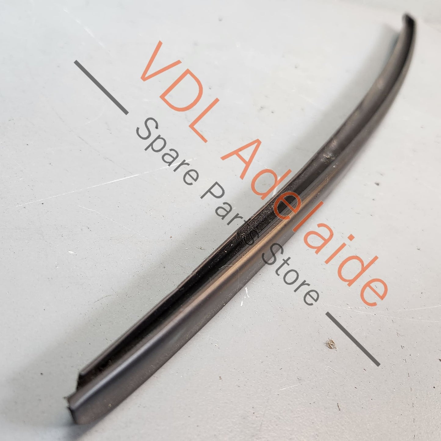 8W0854328C Audi A4 S4 RS4 Front Windscreen Water Deflector Strip Rubber Molding Right 8W0854328C 9B9