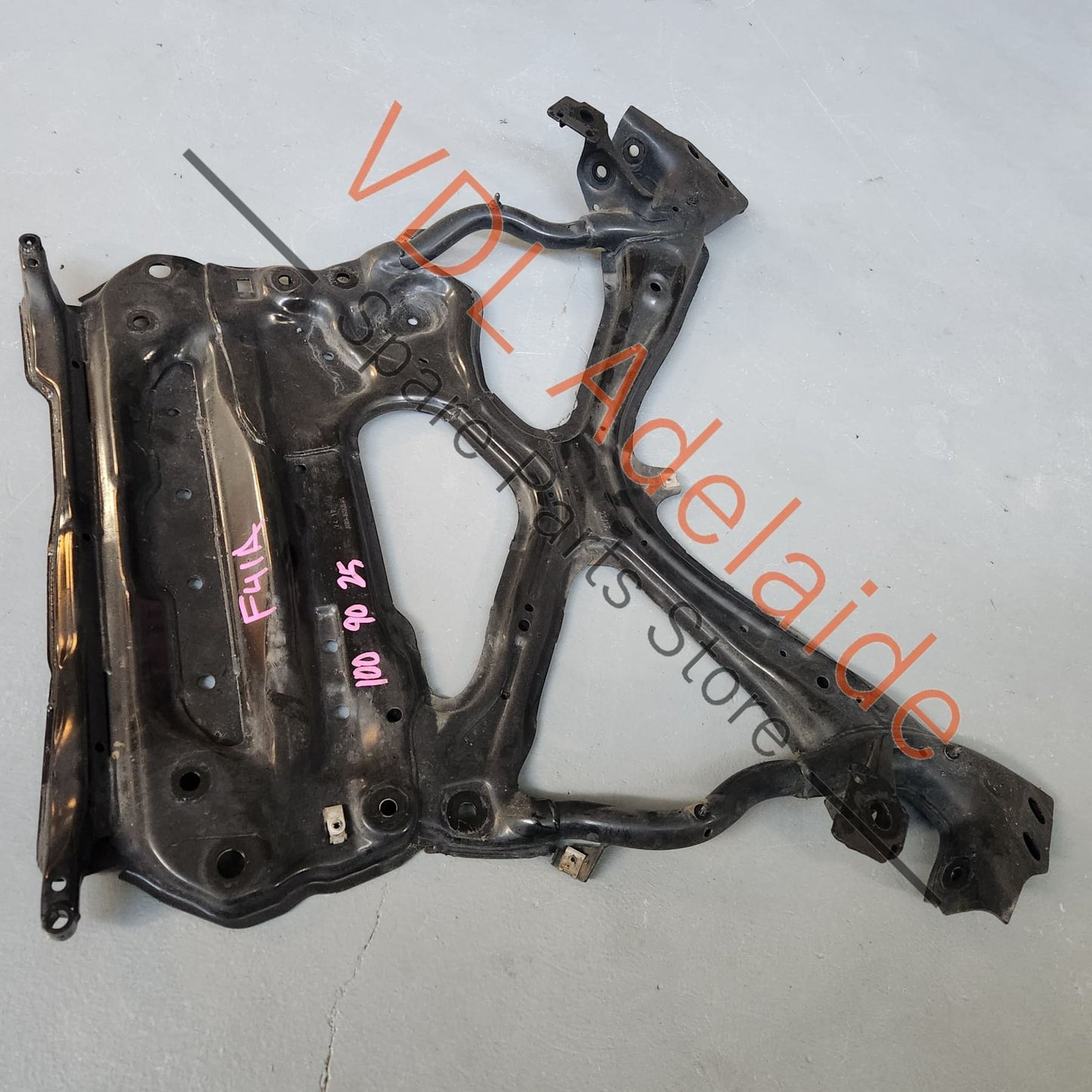 8W2399347H 8W2399347G Audi A4 S4 Front Suspension K Frame Carrier Support Brace for RHD 8W2399347G 8W2399347H