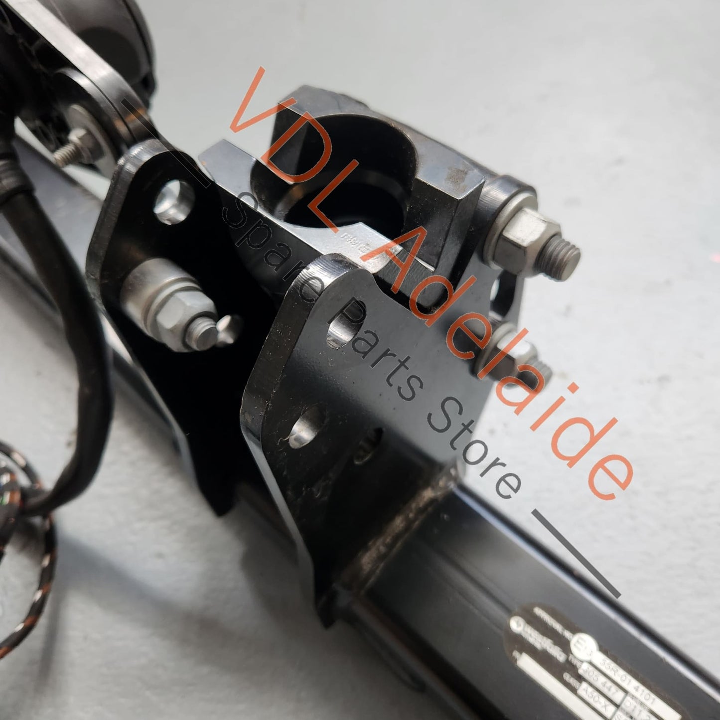 305448000000 305433000000 Audi A4 B9 Genuine Westfalia Factory OEM Towbar w Wiring Kit 305433321011 305447600001