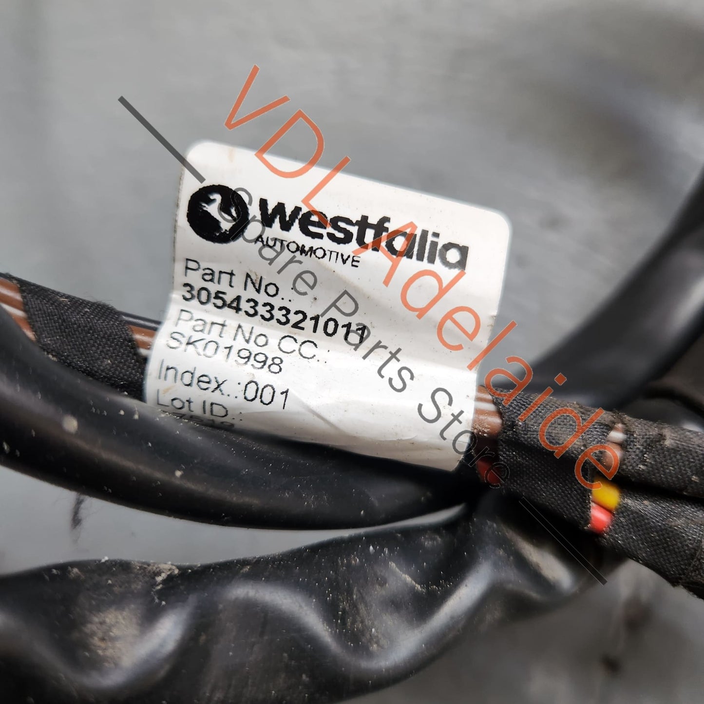 305448000000 305433000000 Audi A4 B9 Genuine Westfalia Factory OEM Towbar w Wiring Kit 305433321011 305447600001