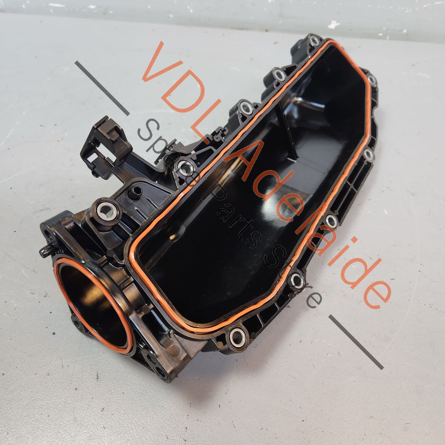 06M133268P Audi S4 B9 V6 3.0L Engine Right Side Plastic Intake Manifold 06M133268P