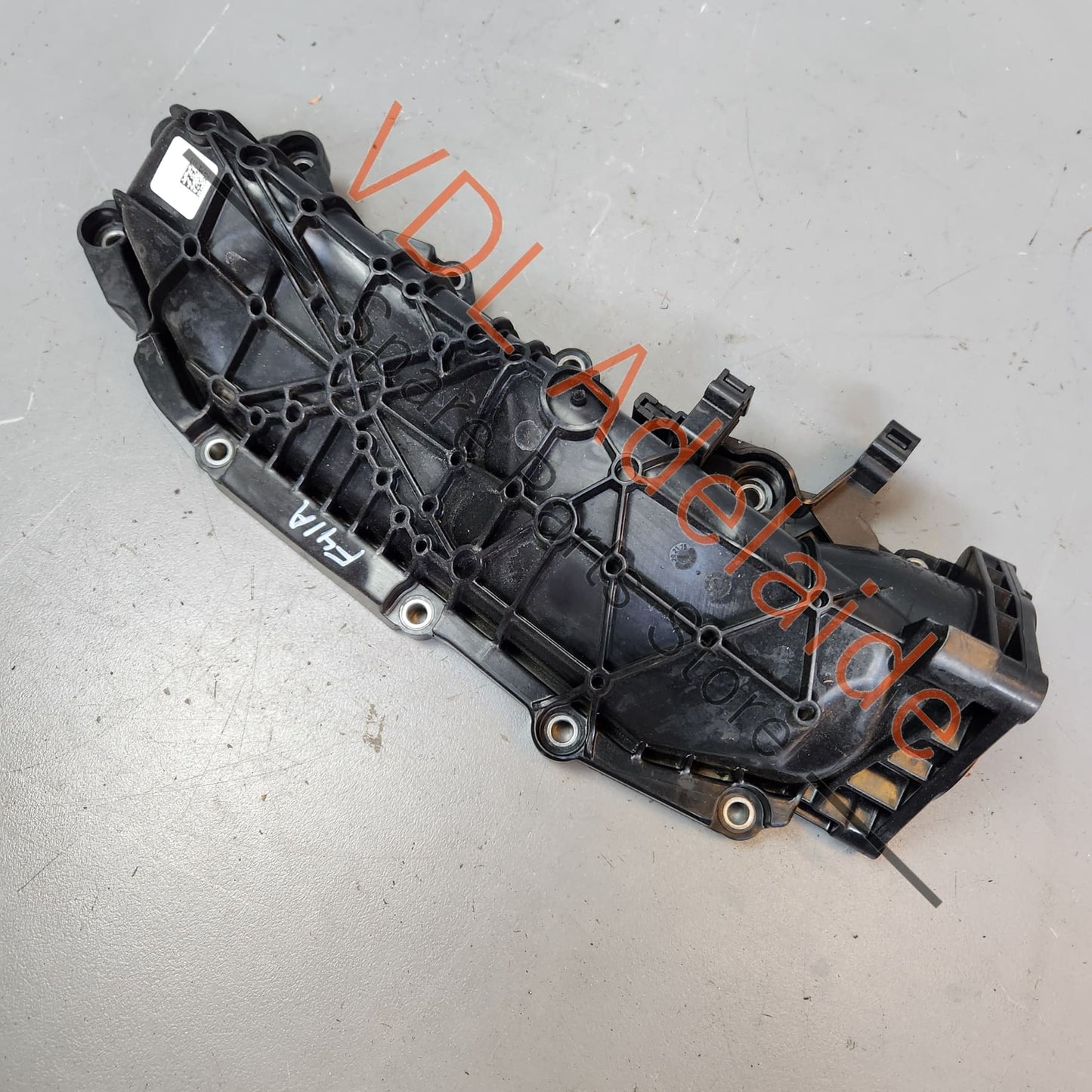 06M133268P Audi S4 B9 V6 3.0L Engine Right Side Plastic Intake Manifold 06M133268P