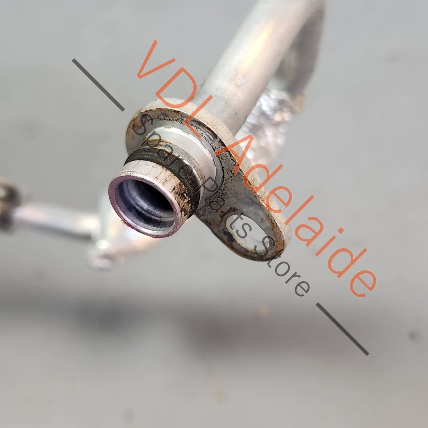 06M121085H 06M121085AF Audi S4 TFSI B9 3.0L Petrol V6 Water Coolant Hose Pipe 06M121085H 06M121085AF
