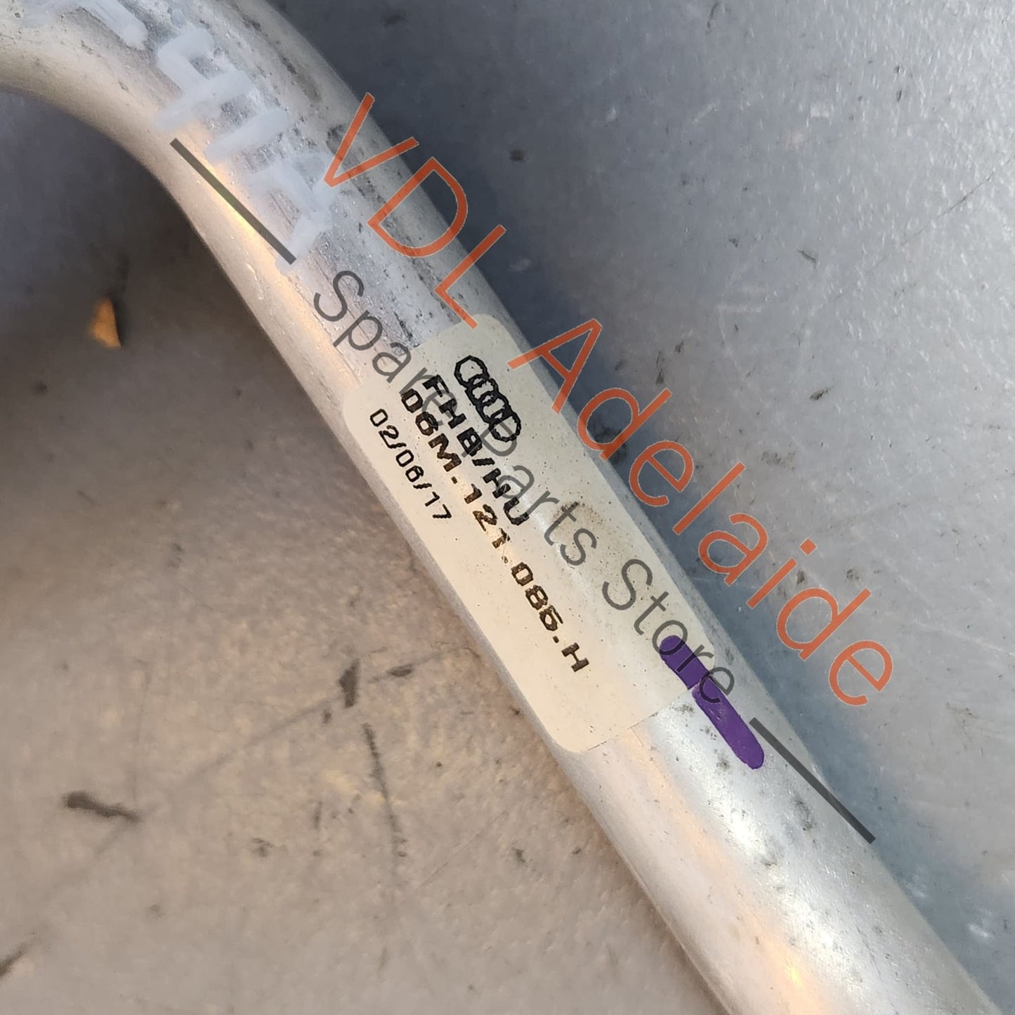 06M121085H 06M121085AF Audi S4 TFSI B9 3.0L Petrol V6 Water Coolant Hose Pipe 06M121085H 06M121085AF