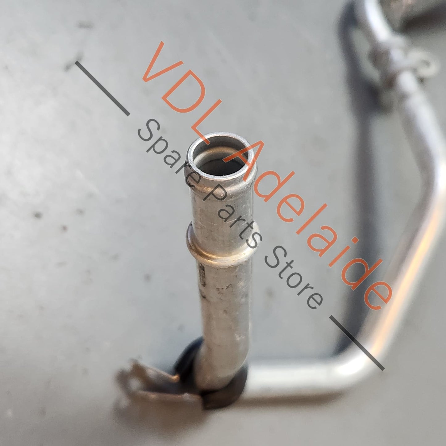 06M121085H 06M121085AF Audi S4 TFSI B9 3.0L Petrol V6 Water Coolant Hose Pipe 06M121085H 06M121085AF