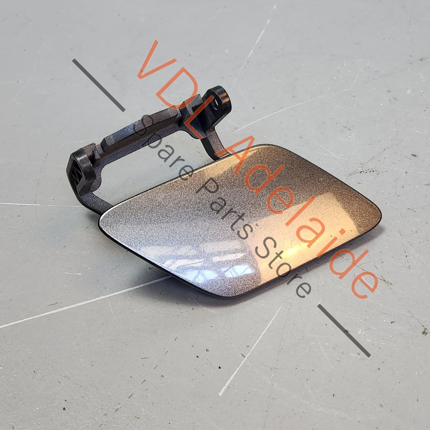 8W0955276A Audi S4 B9 Front Right Headlight Washer Cover Cap Flap 8W0955276A Daytona Grey Pearl 6Y/6Y6Y