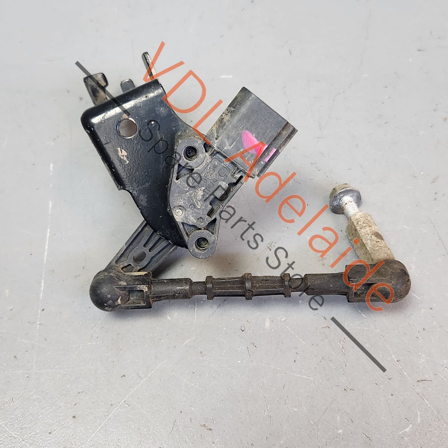 8W0941285C 8W0941285E Audi A4 S4 B9 Front Left Suspension Level Sensor 8W0941285E 8W0941285C