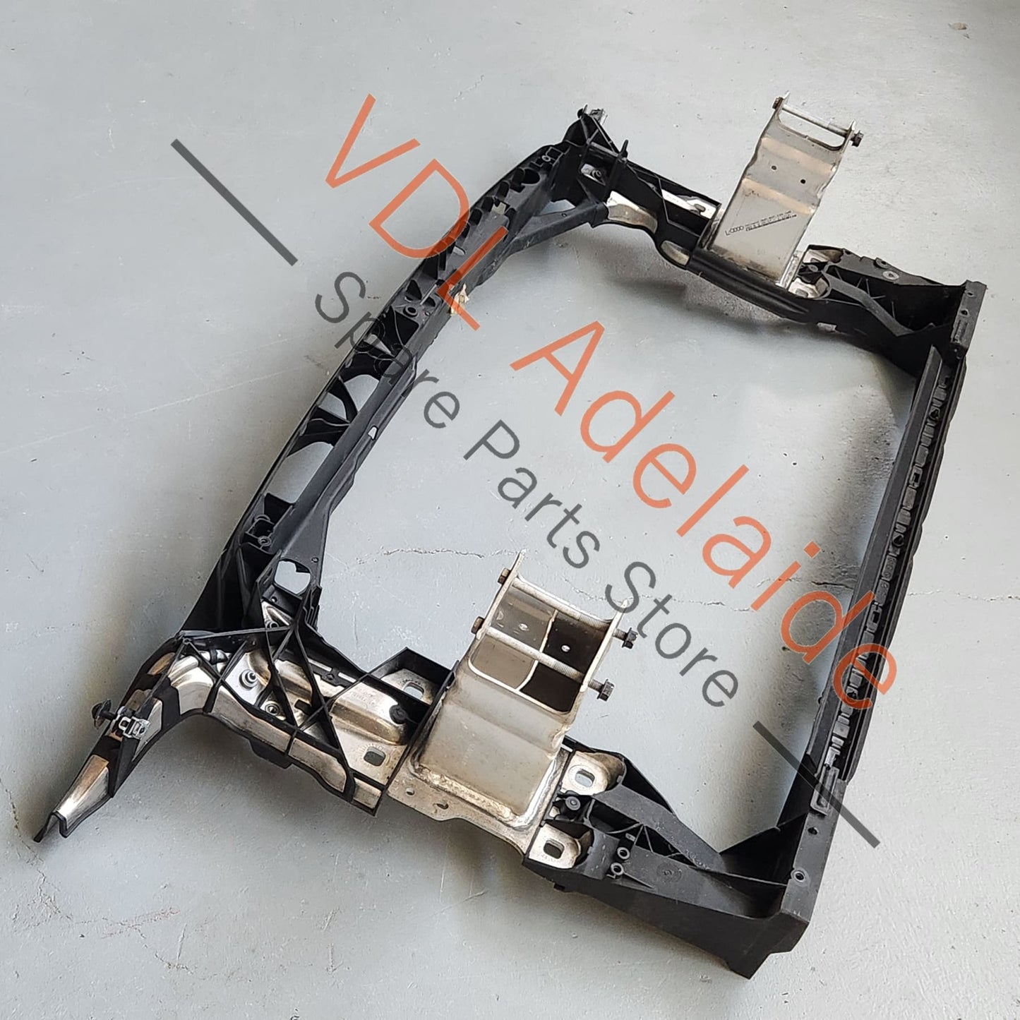 8W0805594 8W0805594E Audi A4 S4 RS4 B9 Radiator Support Carrier Panel Bracket 8W0805594 8W0805594E