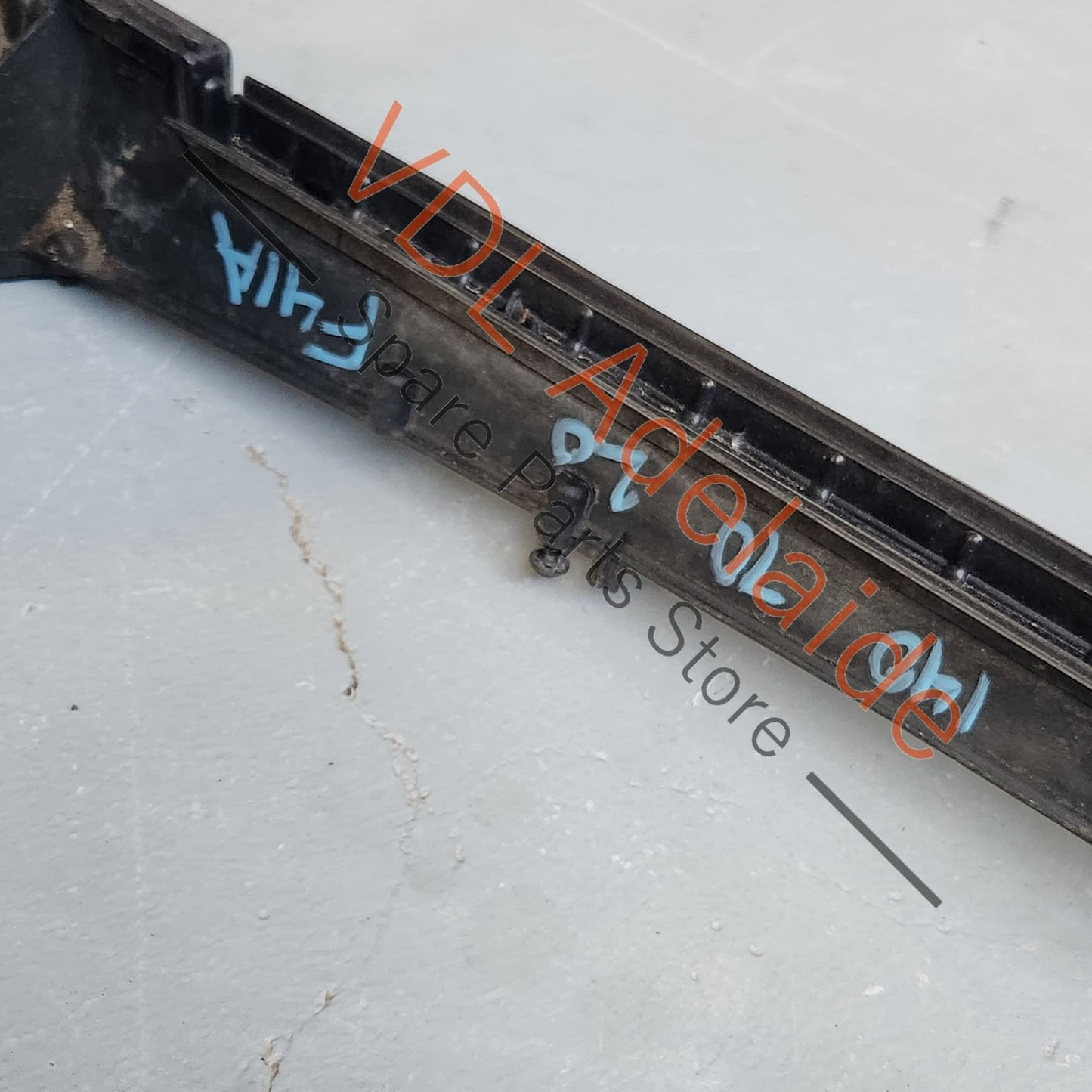 8W0805594 8W0805594E Audi A4 S4 RS4 B9 Radiator Support Carrier Panel Bracket 8W0805594 8W0805594E