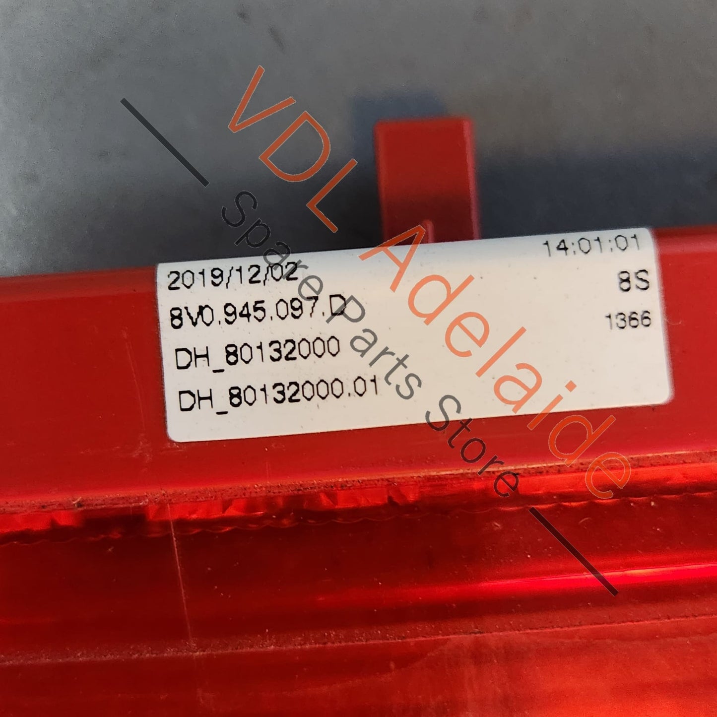 8V0945097D Audi Q3 RSQ3 Additional Third Brake Light Middle 8V0945097D