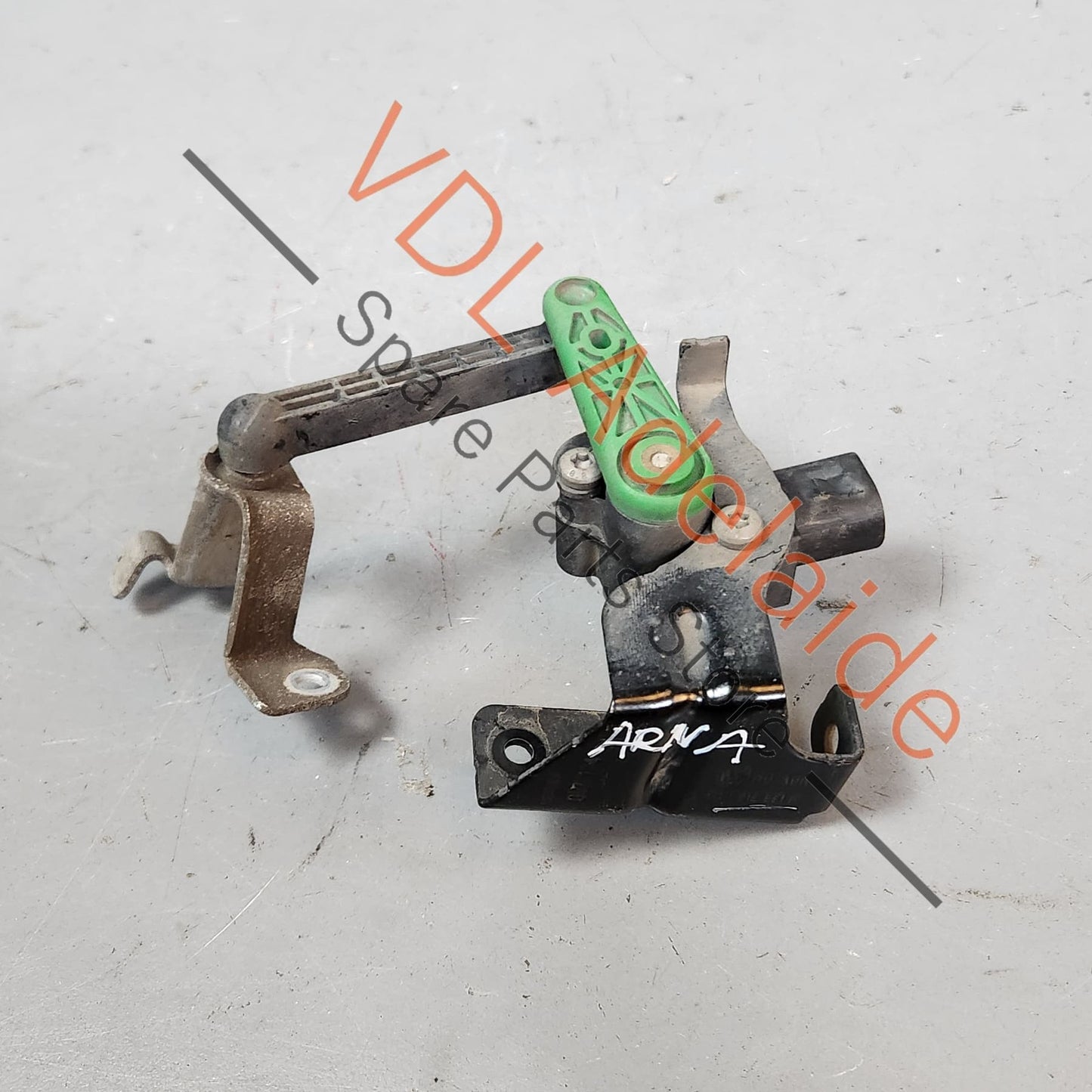 5Q0512521F VW Golf GTi Mk7 Rear Left Suspension Level Sensor With Poles 5Q0512521F