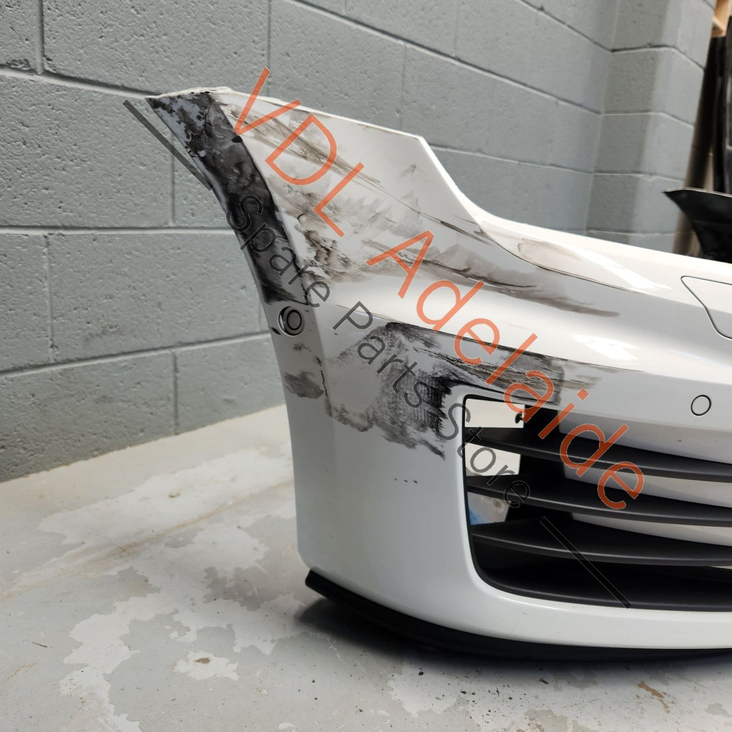 VW Golf MK7 Gti Performance Whole Front Bumper Cover Complete with Grilles Wheel Housing Liner & Under Trim