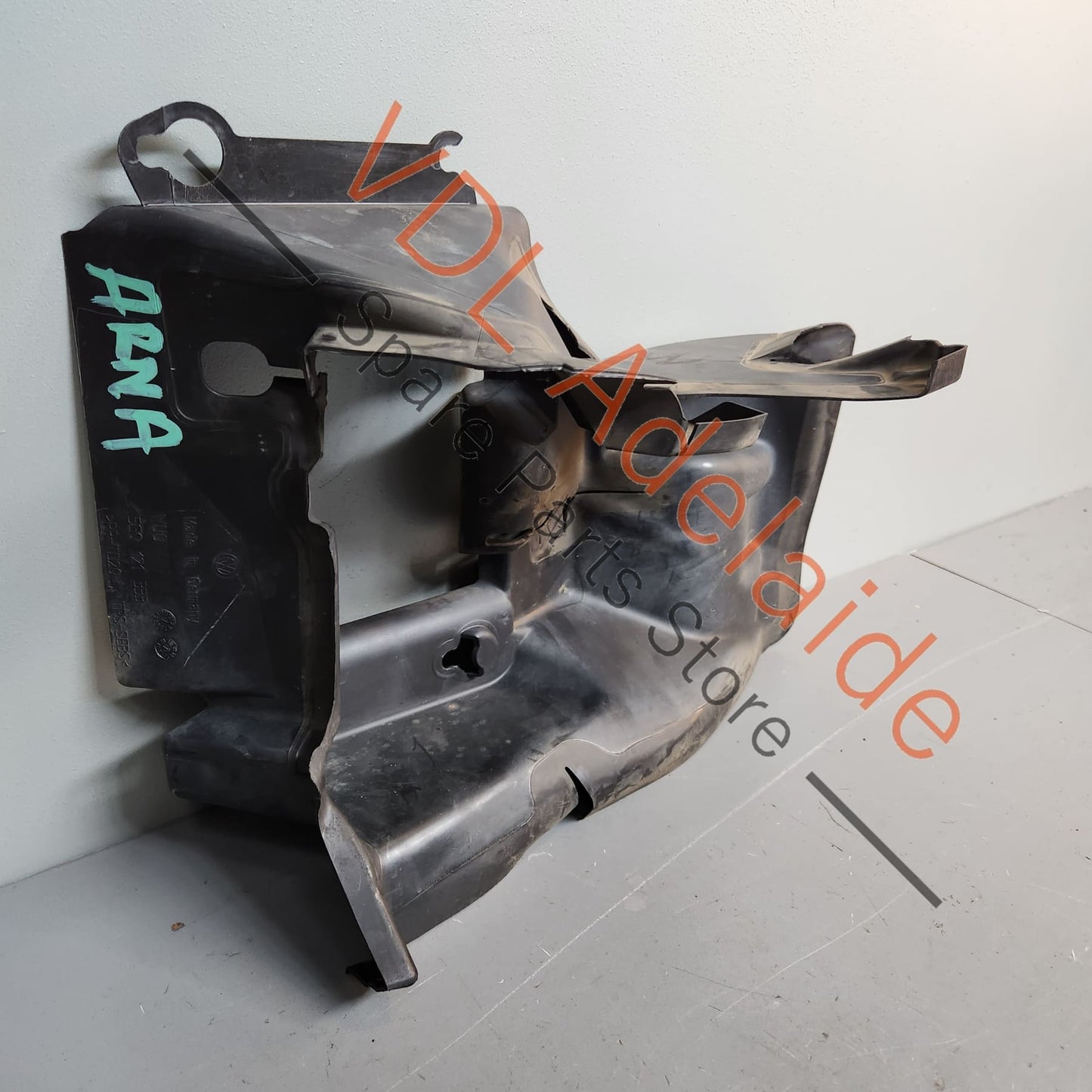 5Q0121333 VW Golf Gti MK7 Side Radiator Air Guide Duct 5Q0121333