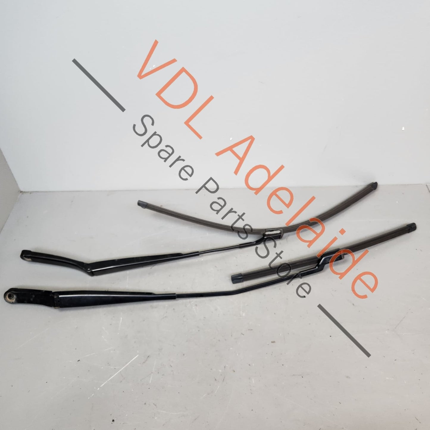 5G2955410B 5G2955409 VW Golf MK7 Front Window Windscreen Wiper Arm Set L&R for RHD models