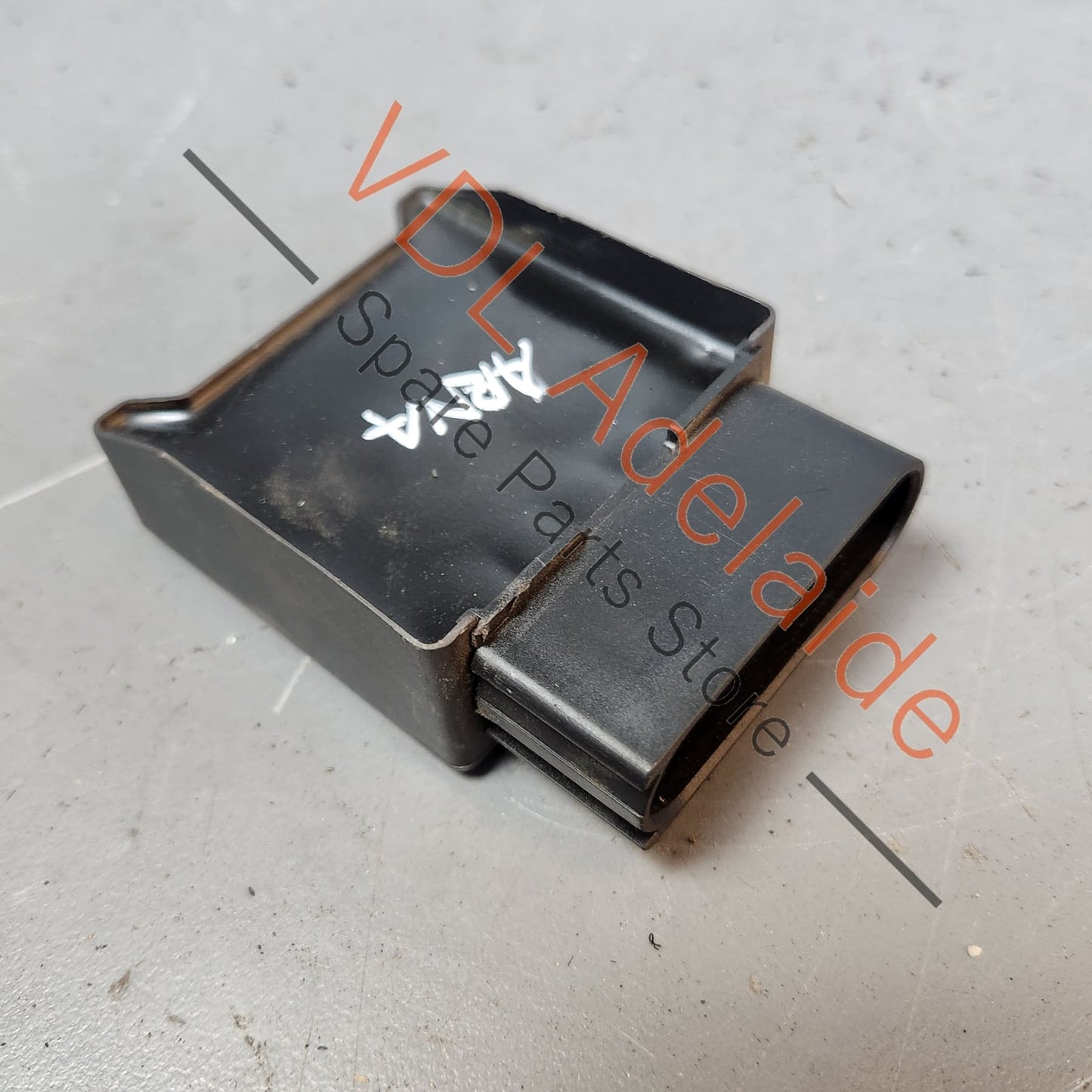 5Q0906093A Volkswagen VW Golf GTI R Mk7 Fuel Pump Relay Control Module 5Q0906093A