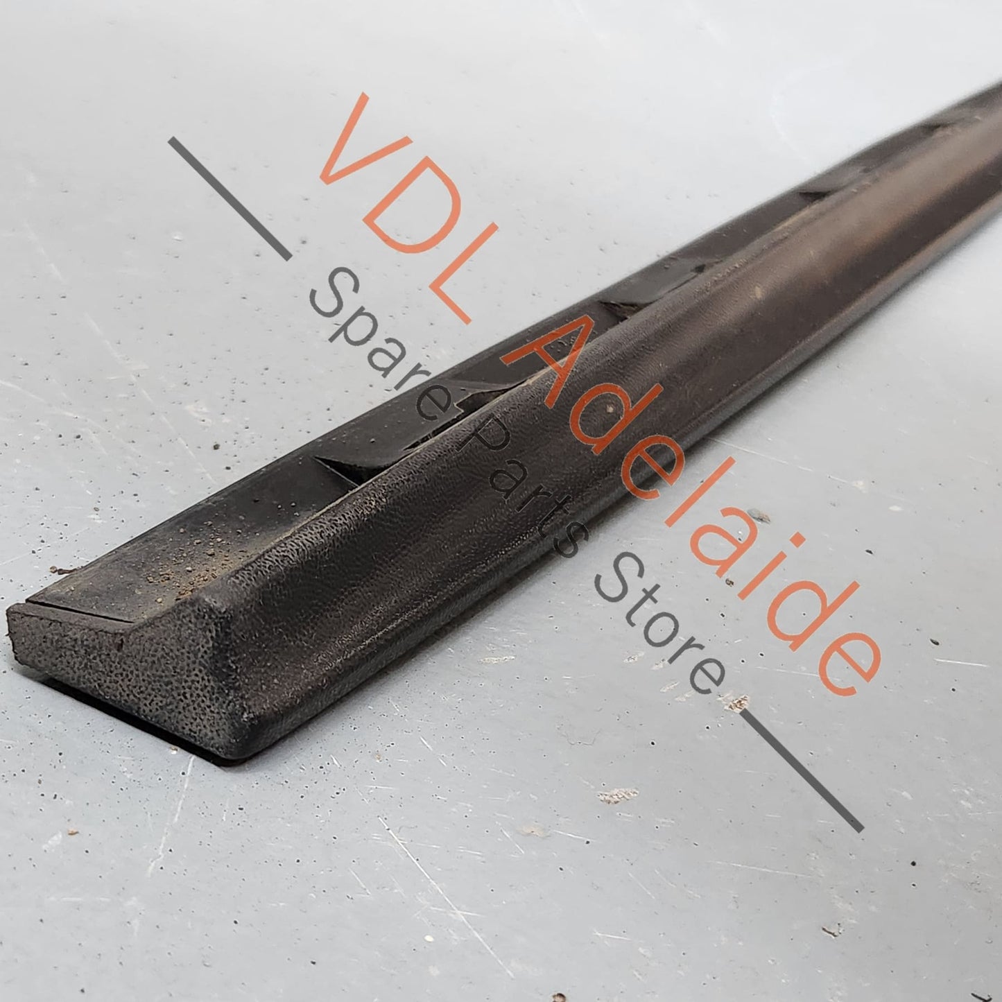 5G6853860B9B9 VW Golf MK7 Right Side Sill Trim Molding Sideskirt Side Skirt 5G6853860B 9B9