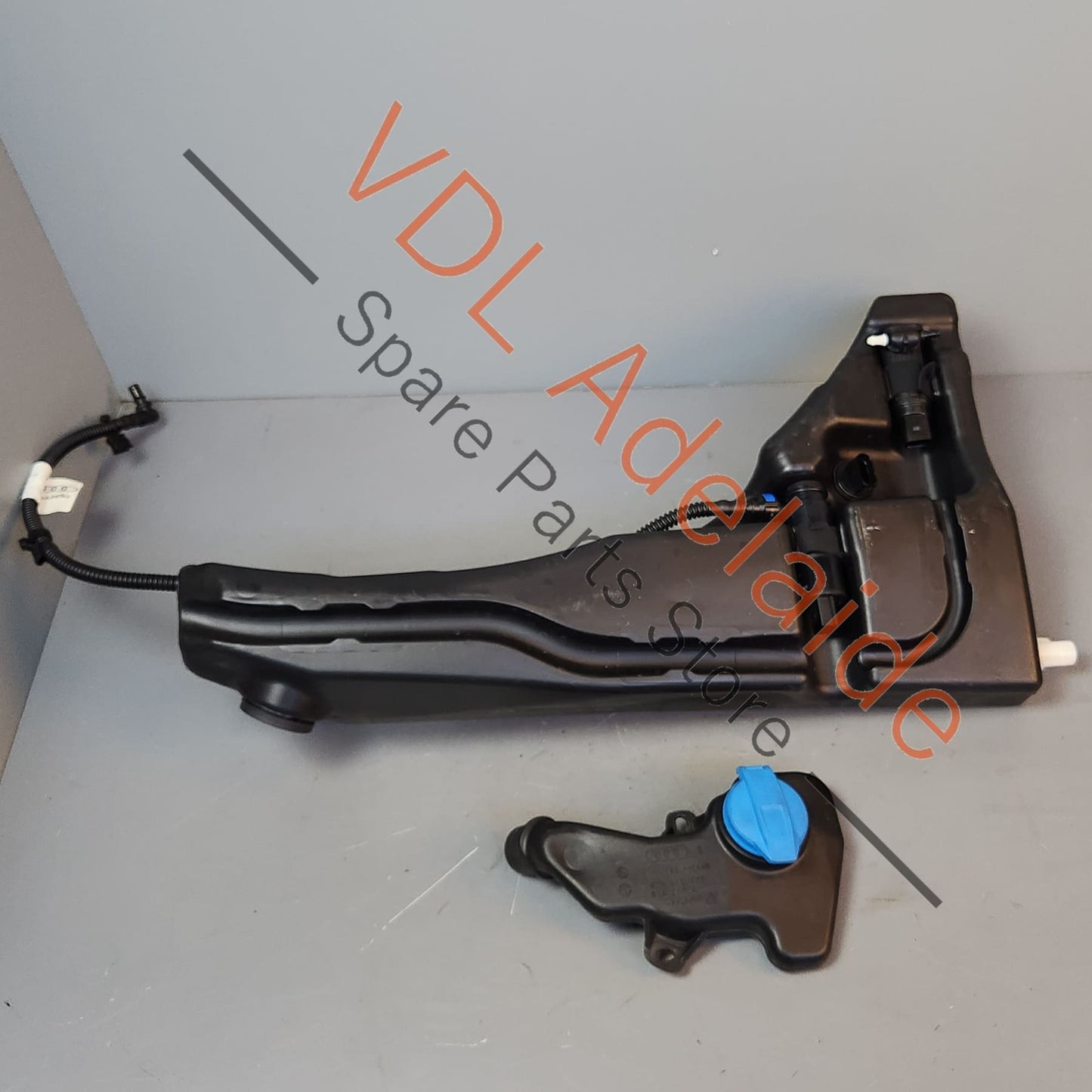 83A955452A 83A955462 Audi Q3 RSQ3 F3 Windscreen Washer Tank Bottle Reservoir 83A955452A 83A955462