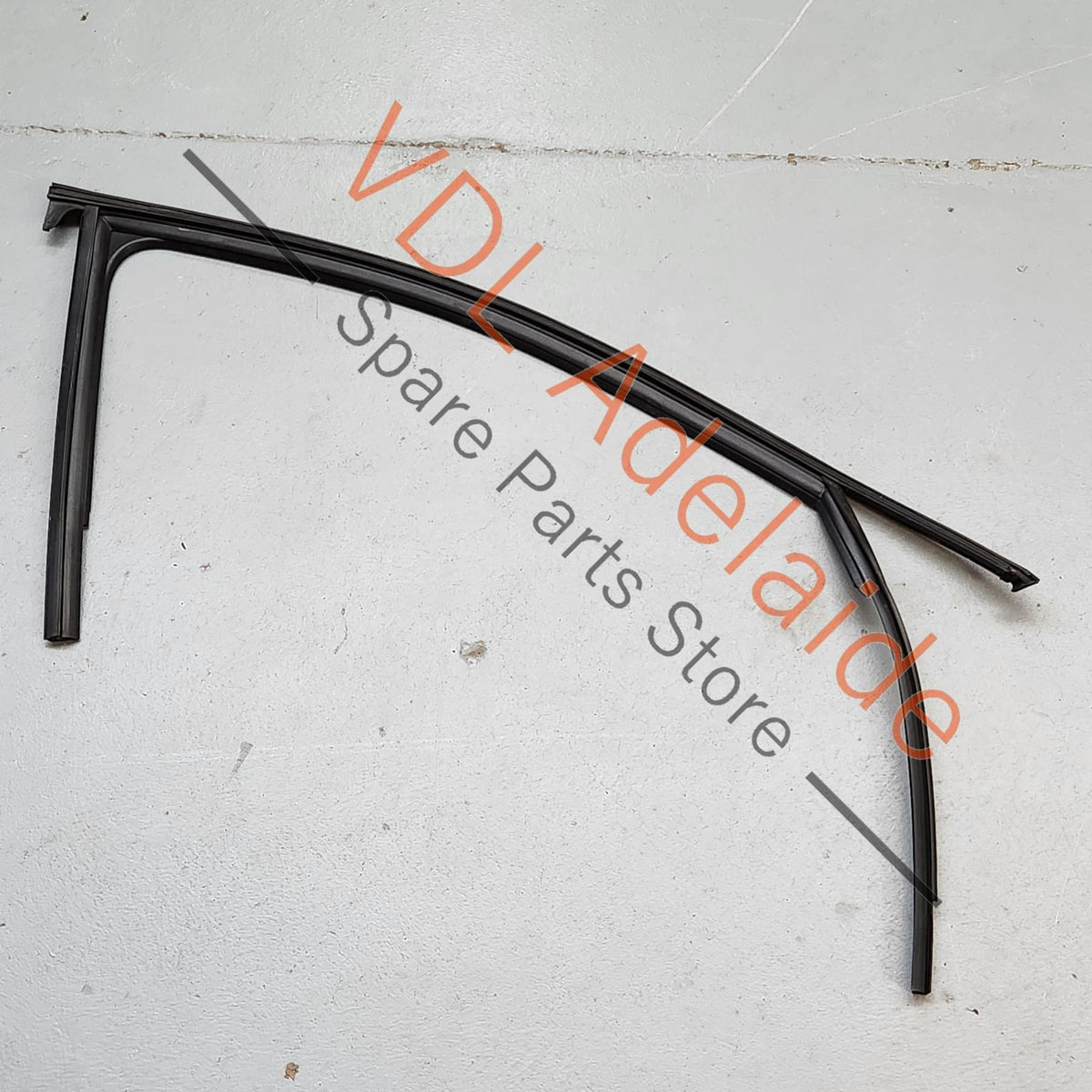 83A837432 Audi Q3 RSQ3 F3 Front Right Door Window Seal Rubber 83A837432