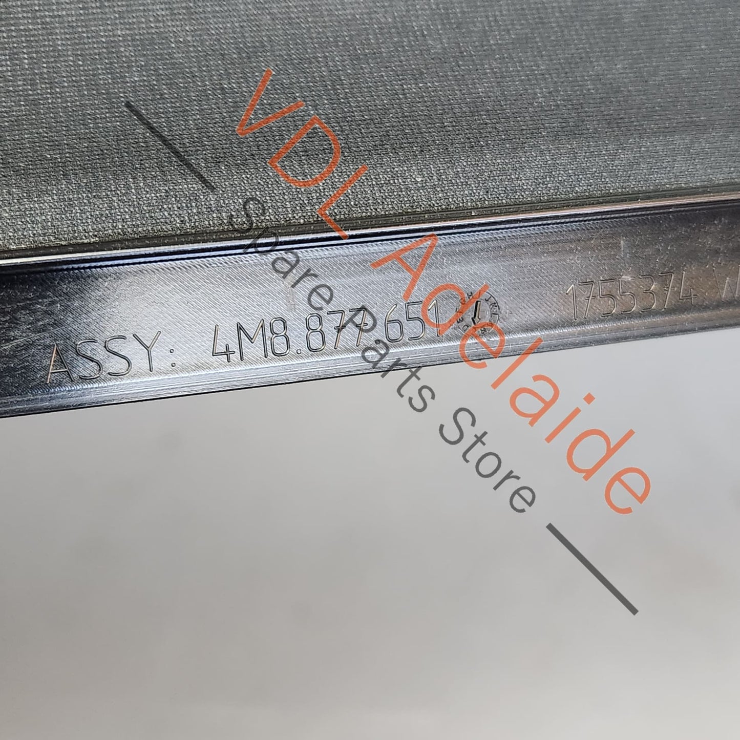 4M8877651 4M8877651A Audi Q3 RSQ3 F3 Sunroof Wind Deflector 4M8877651 4M8877651A