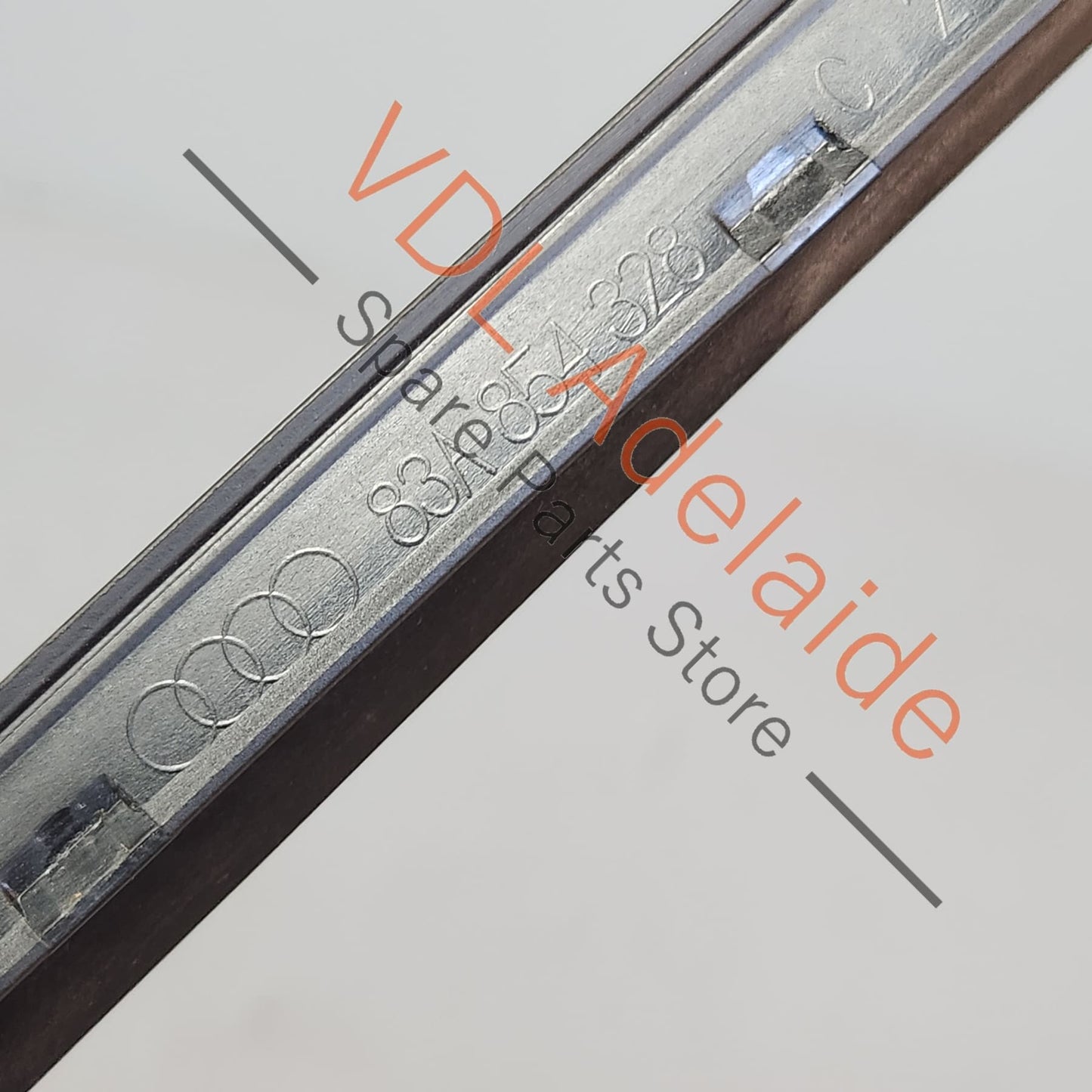 83A854328C Audi Q3 RSQ3 F3 Front Windscreen Right Side Wind Water Deflector Strip 83A854328C