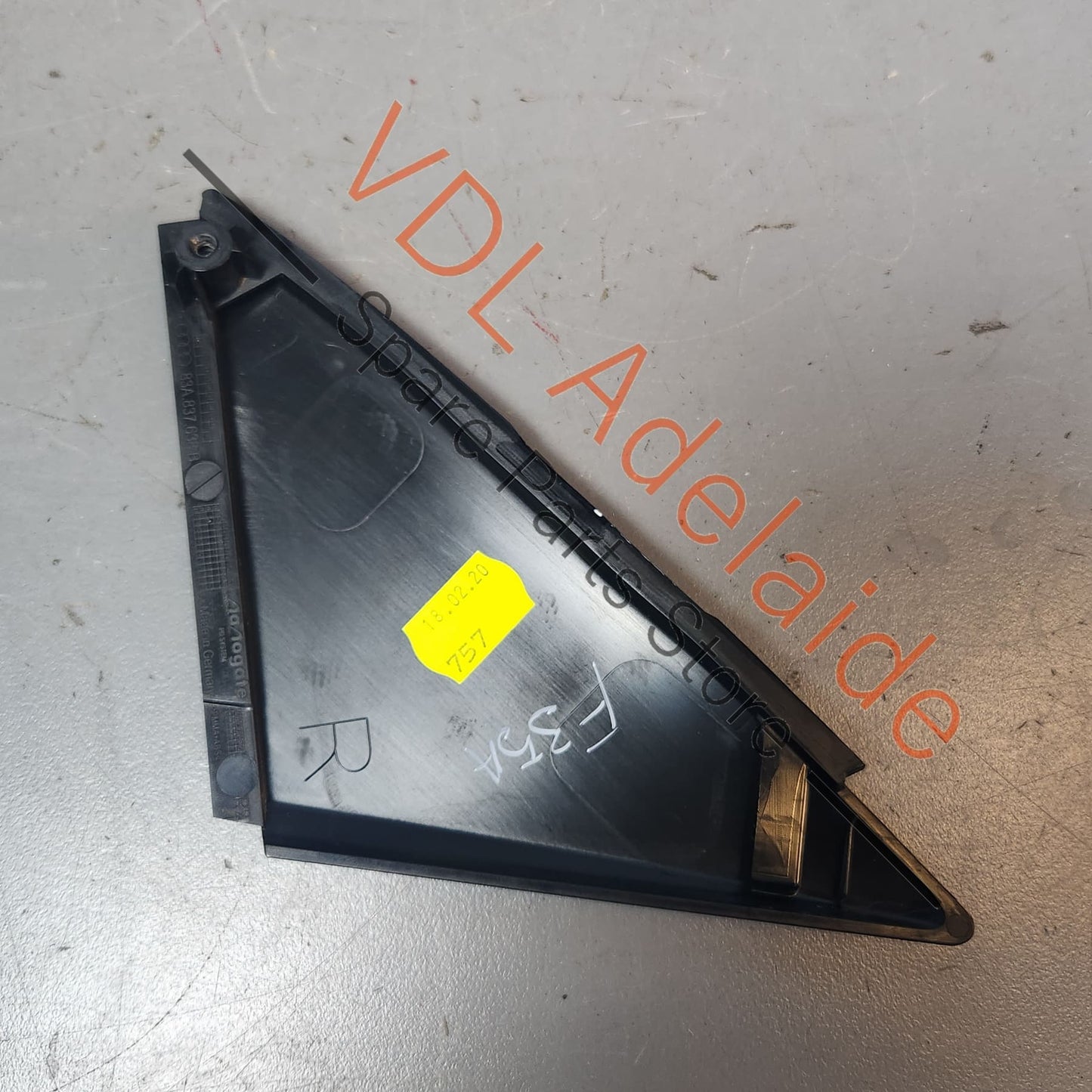 83A837638B 83A837638C Audi RSQ3 Q3 F3 Front Right Door Exterior A Pillar Corner Trim Molding Gloss Black 83A837638B
