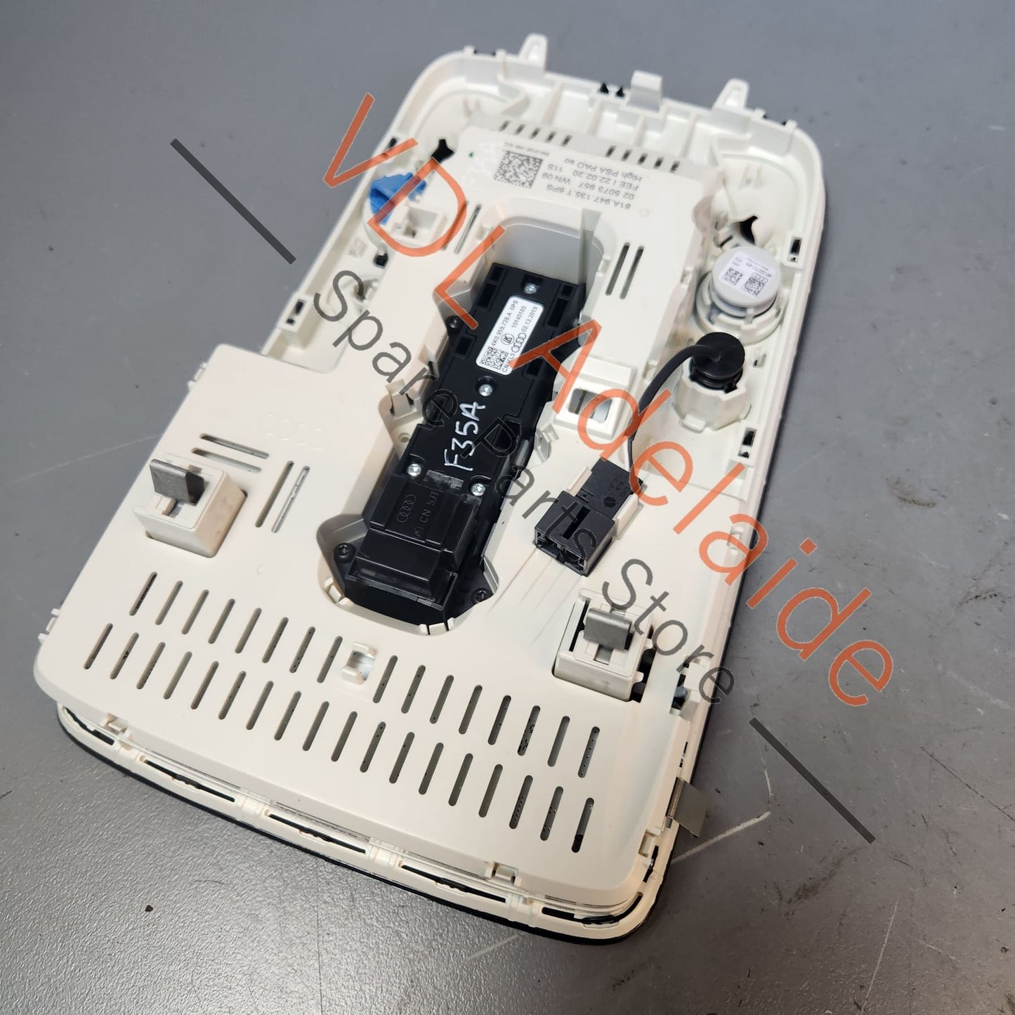 81A947135CF6PS 4K0959728A6PS 1A947135T6PS Audi Q3 RSQ3 F3 Interior Dome Light with Sunroof Switch 81A947135T 6PS 81A947135CF 6PS