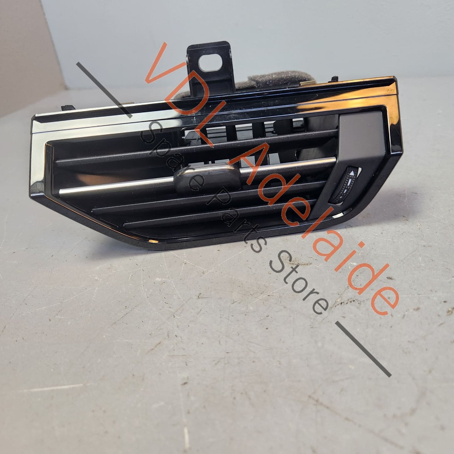 83C820901 Audi Q3 RSQ3 F3 Passenger Left Side LHS Air Vent Interior 83C820901 6PS