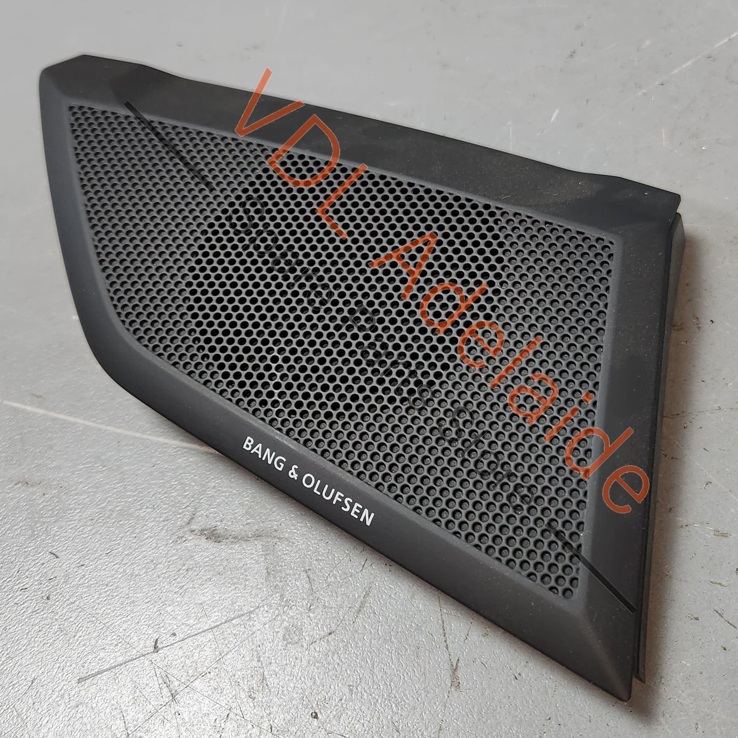 83A857227 83A857228 Audi Q3 RSQ3 F3 B&O Bang Olufsen Speaker Covers for Dashboard 83A857227 83A857228