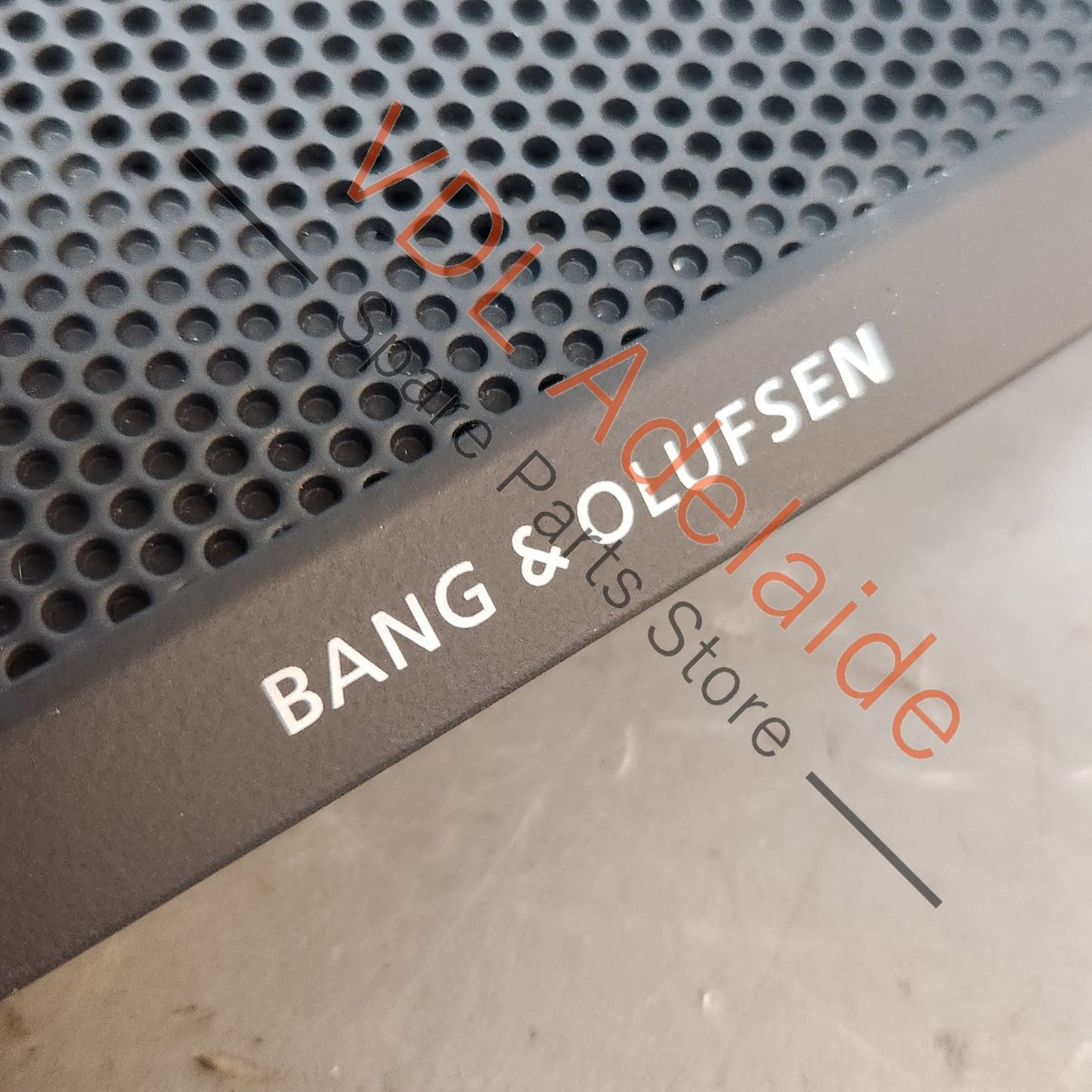 83A857227 83A857228 Audi Q3 RSQ3 F3 B&O Bang Olufsen Speaker Covers for Dashboard 83A857227 83A857228