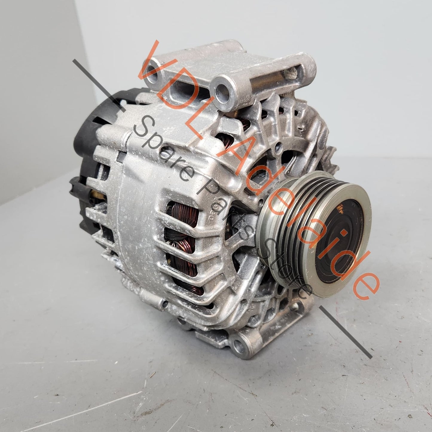 07K903023J Audi RS3 RSQ3 F3 TTRS 180A Alternator 07K903023J Valeo