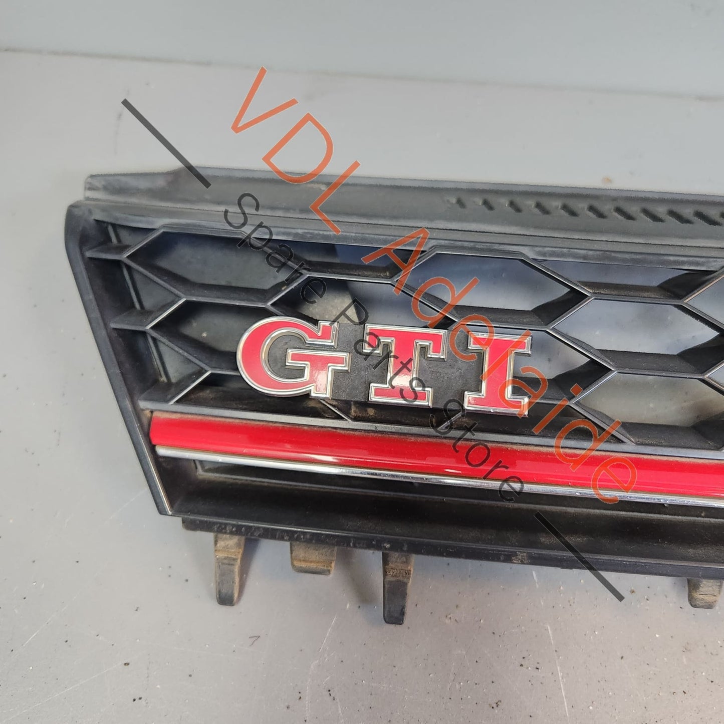 5G0853651ALBTU 5G0853679PWYR VW Golf Gti Mk7 Front Radiator Grille with Badges Tornado Red 5G0853651AL BTU 5G0853679P WYR