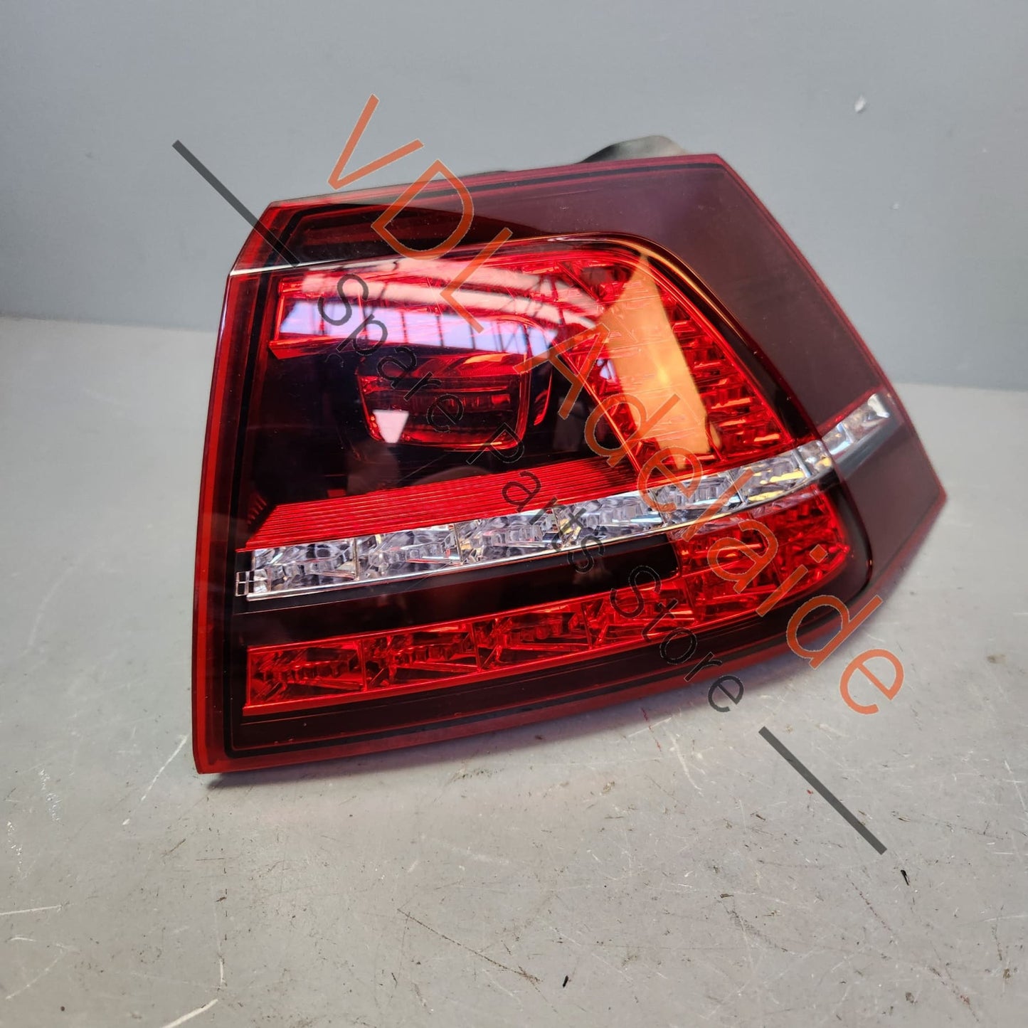 5G0945208 VW Golf MK7 Right Side Outer LED Tail Light Taillight 5G0945208