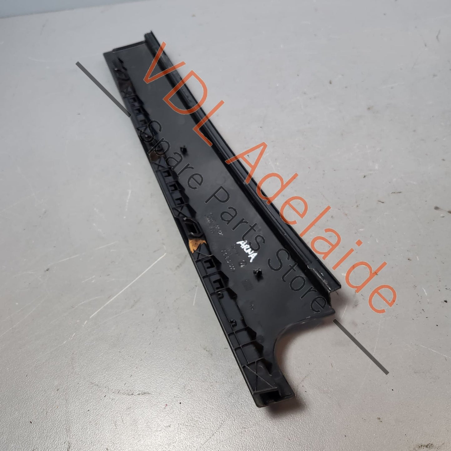 5G6839901B VW Golf Mk7 Gloss Black Rear Left B Pillar Exterior Trim for Door Window Frame 5G6839901B