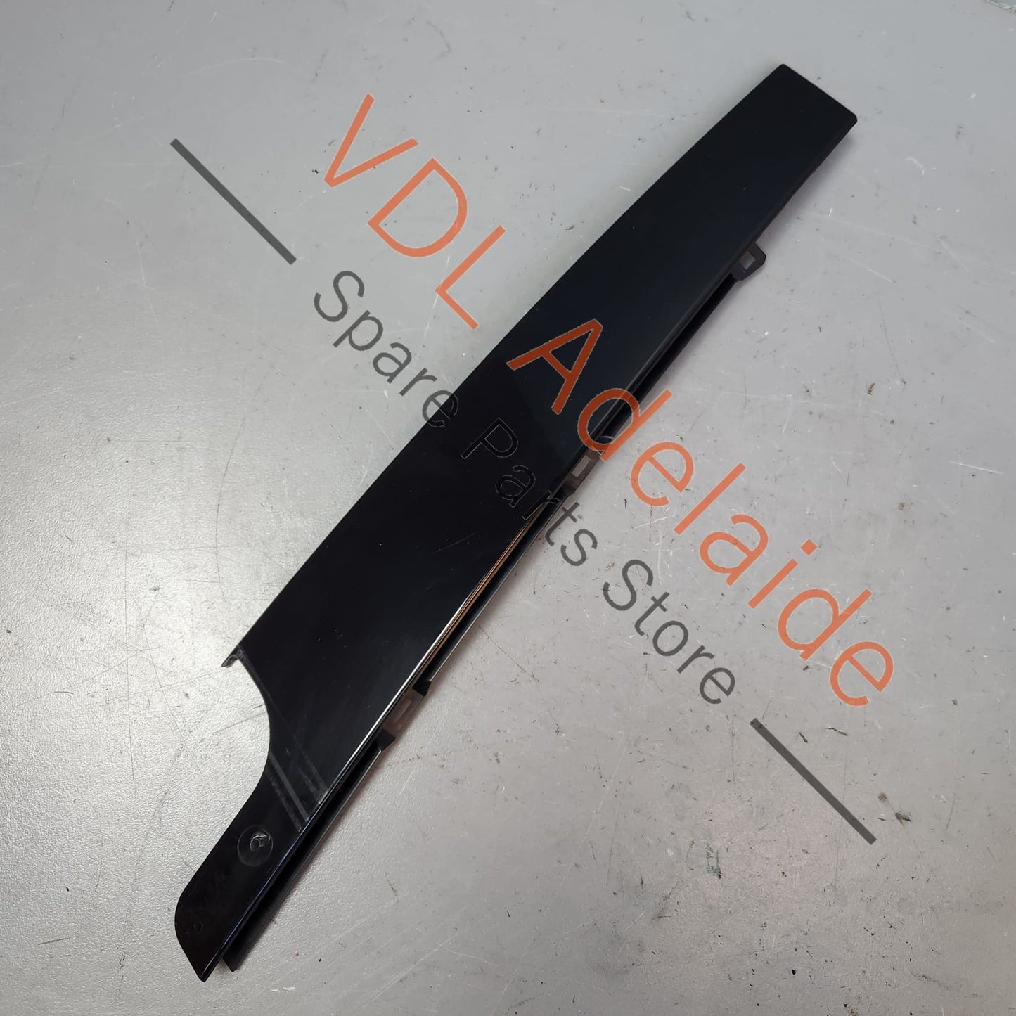 5G4837902C 5G4837890B VW Golf Mk7 Gloss Black Front Right B Pillar Exterior Trim for Door Window Frame 5G4837902C 5G4837890B
