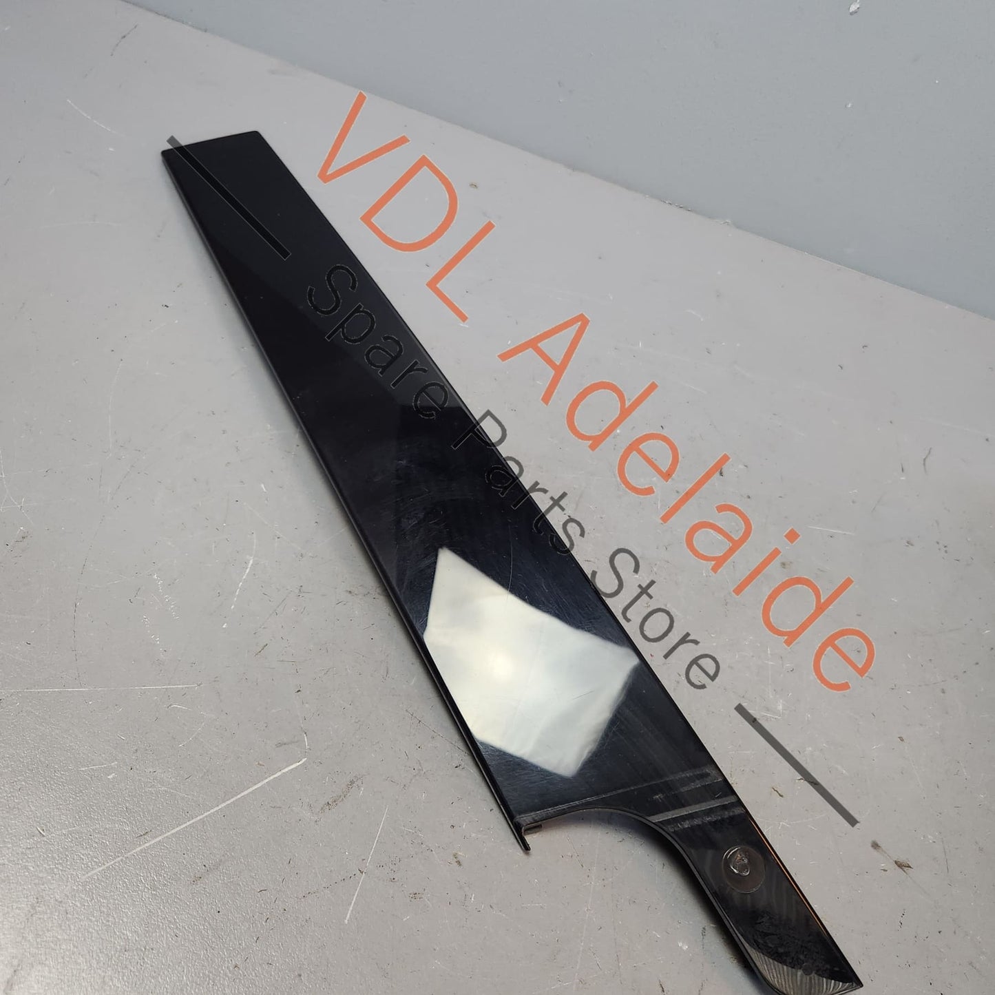 5G4837902C 5G4837890B VW Golf Mk7 Gloss Black Front Right B Pillar Exterior Trim for Door Window Frame 5G4837902C 5G4837890B