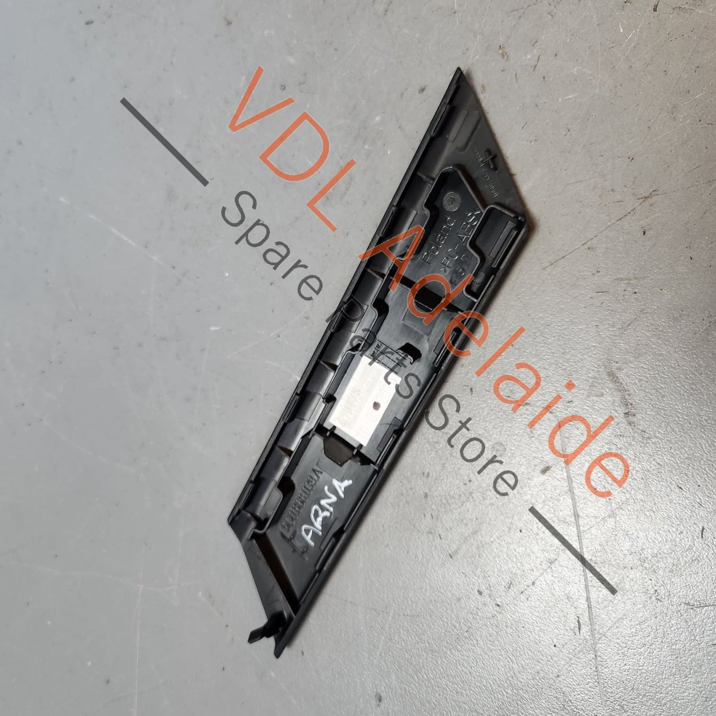 5G0868039A VW Golf Mk7 Trim for Left Side Interior Door Pull Handle 5G0868039A