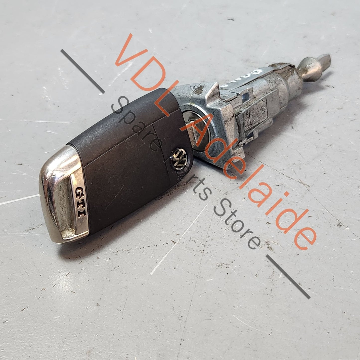 107837168CL VW Golf MK7 Exterior Door Lock & Matching Blade Key 107837168CL