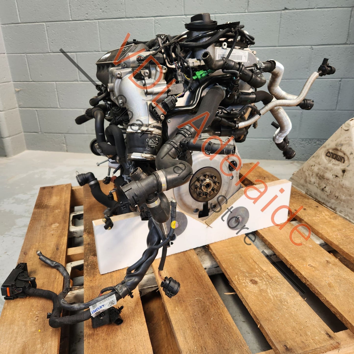07K100032H Audi RS3 8V Iron Block CZGB CZG 270kw 5cyl Complete Motor Engine w Turbo, Wiring & Hoses